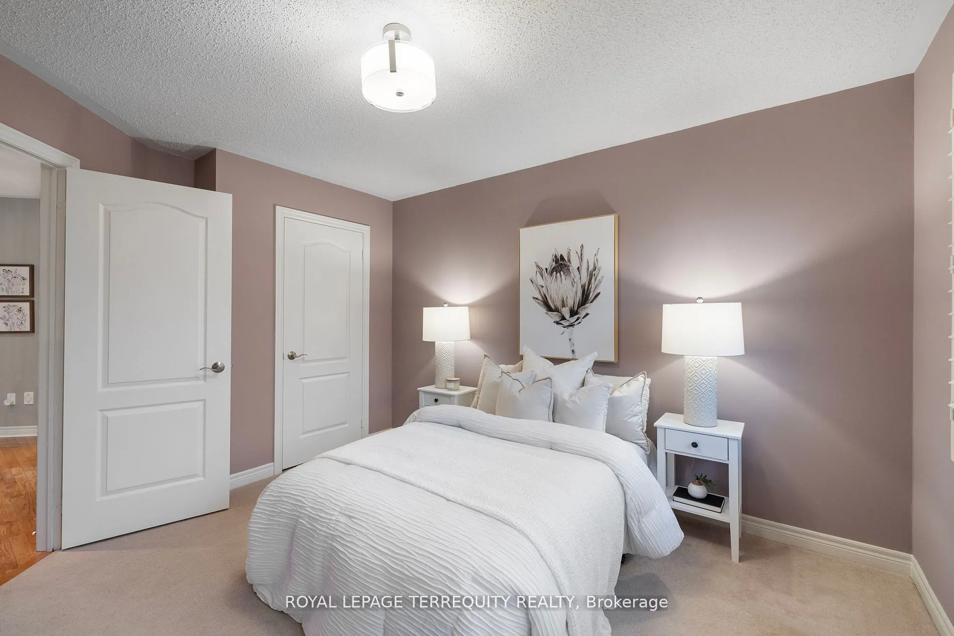 55 Splendor Drive