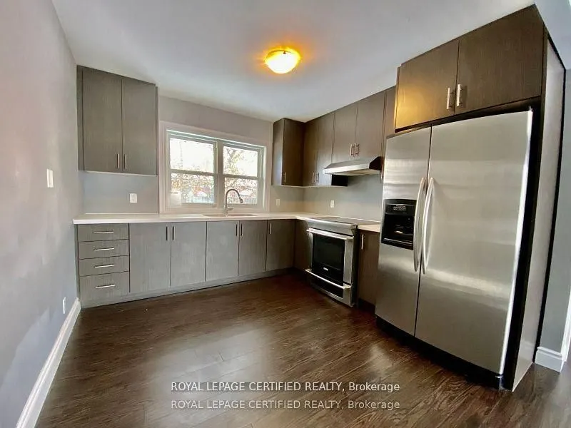 789 Regent Drive