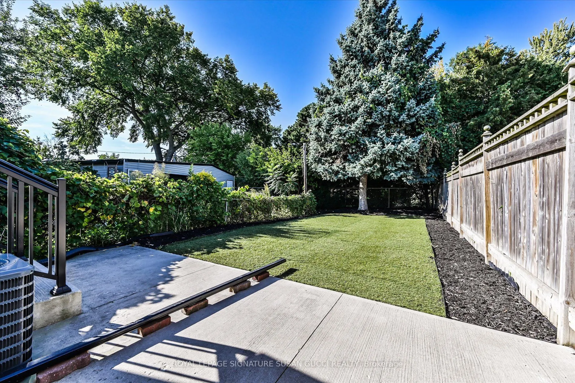 972 Cosburn Avenue
