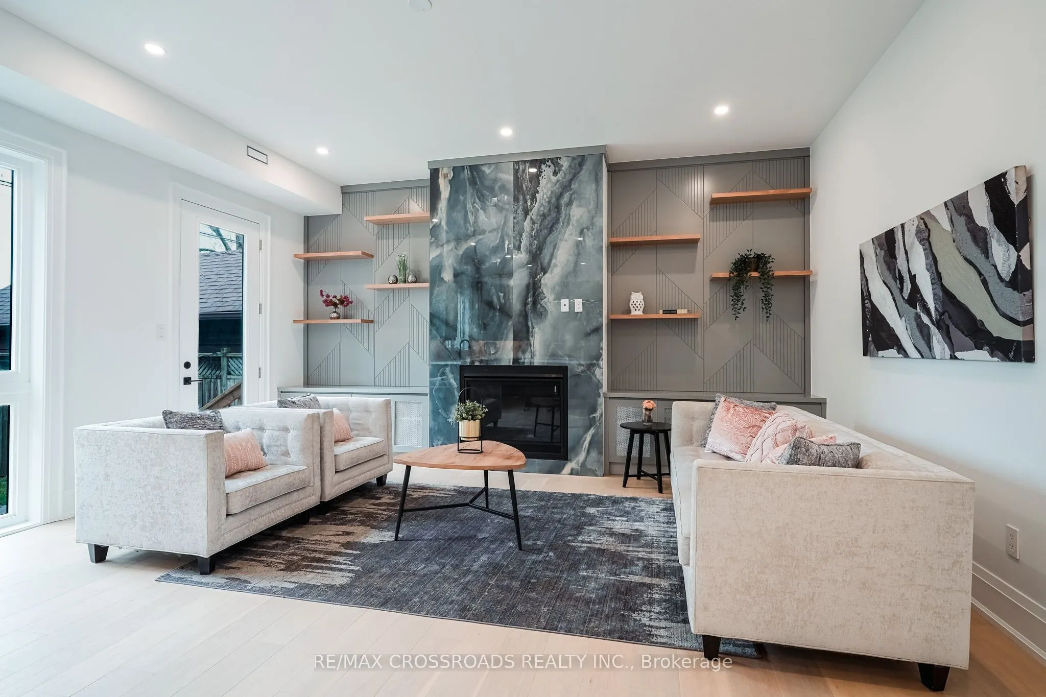 112 Blantyre Avenue