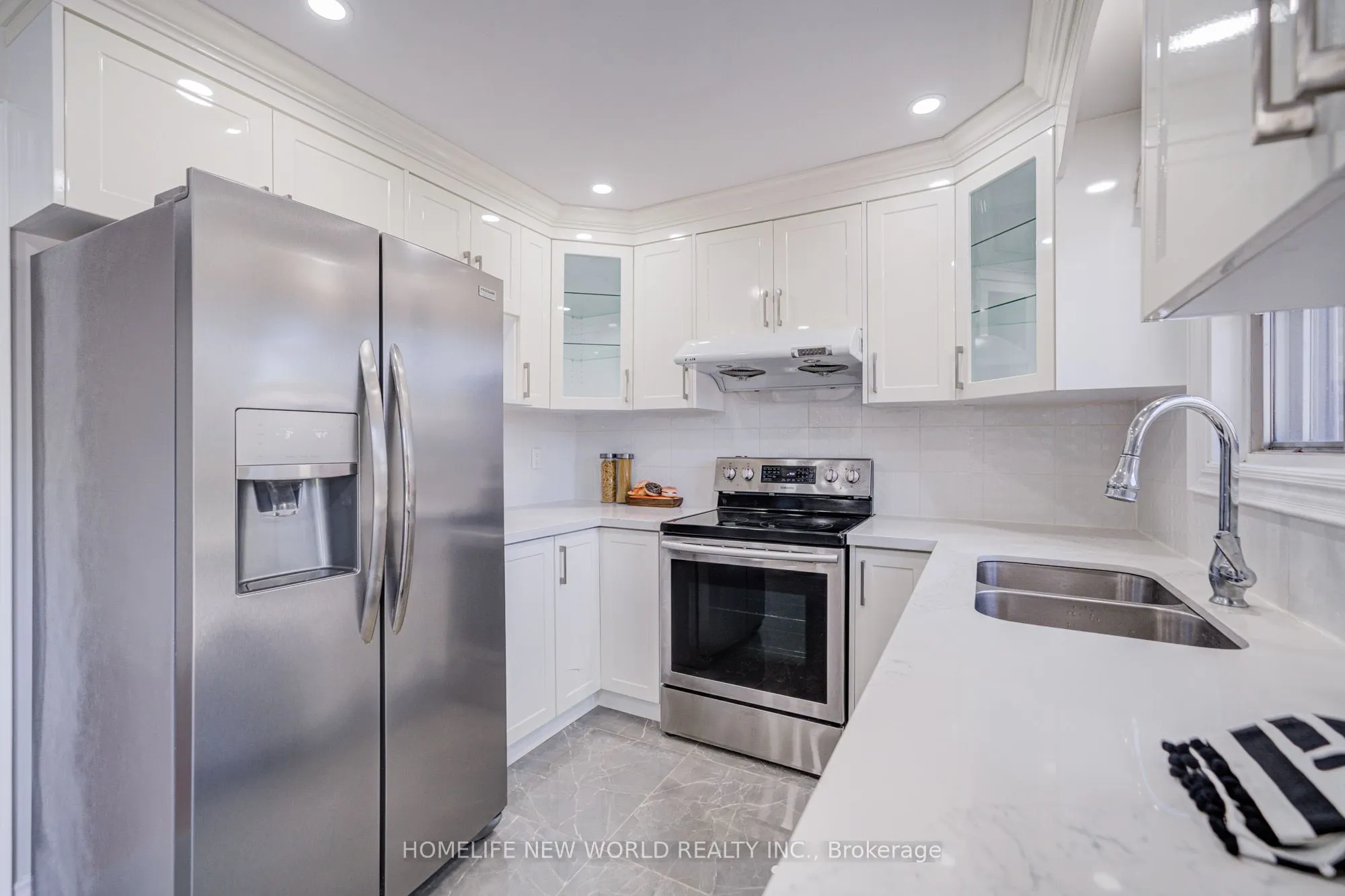 54 Marblemount Crescent