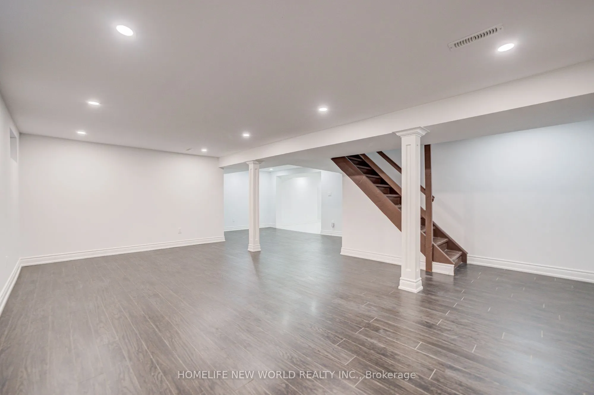 54 Marblemount Crescent