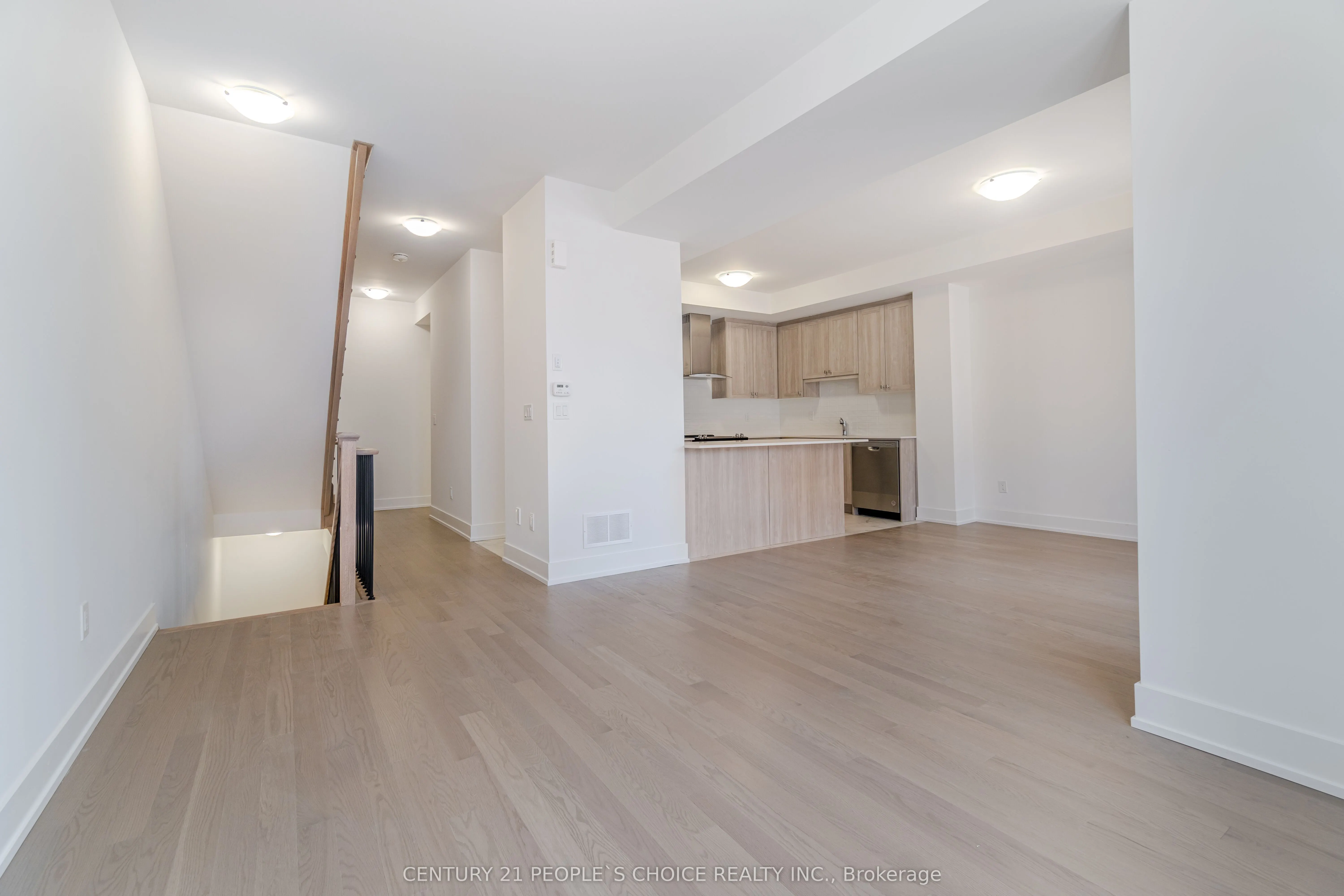 5 Waterside Way, #N/A