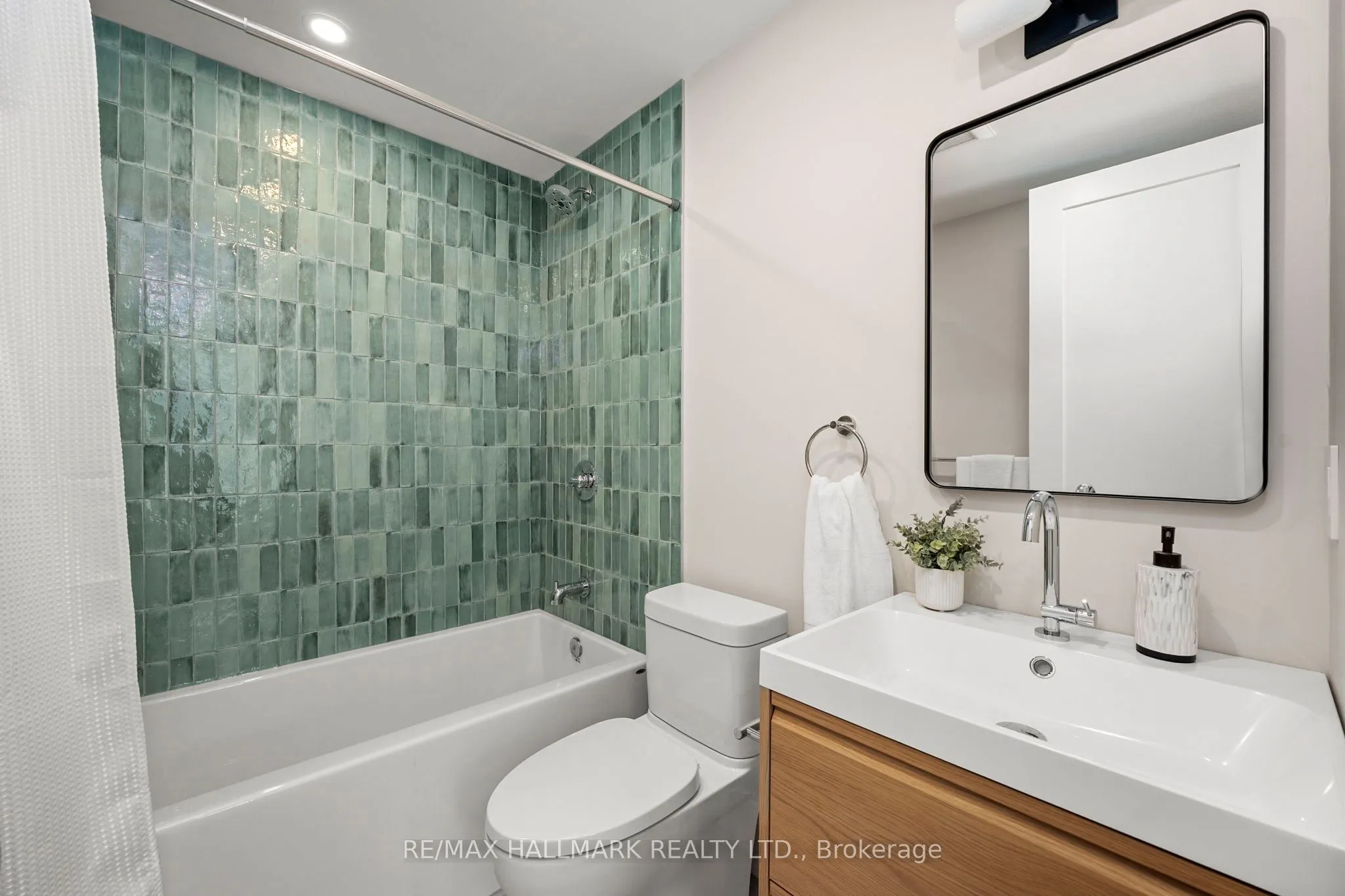 46A Pape Avenue