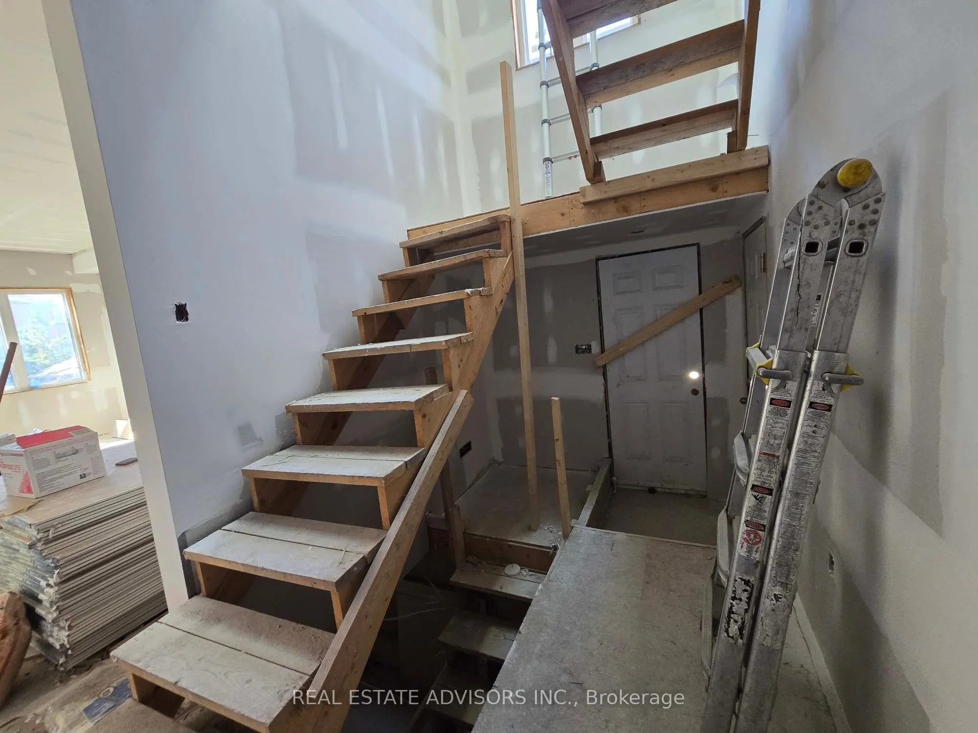 68B Laurel Avenue