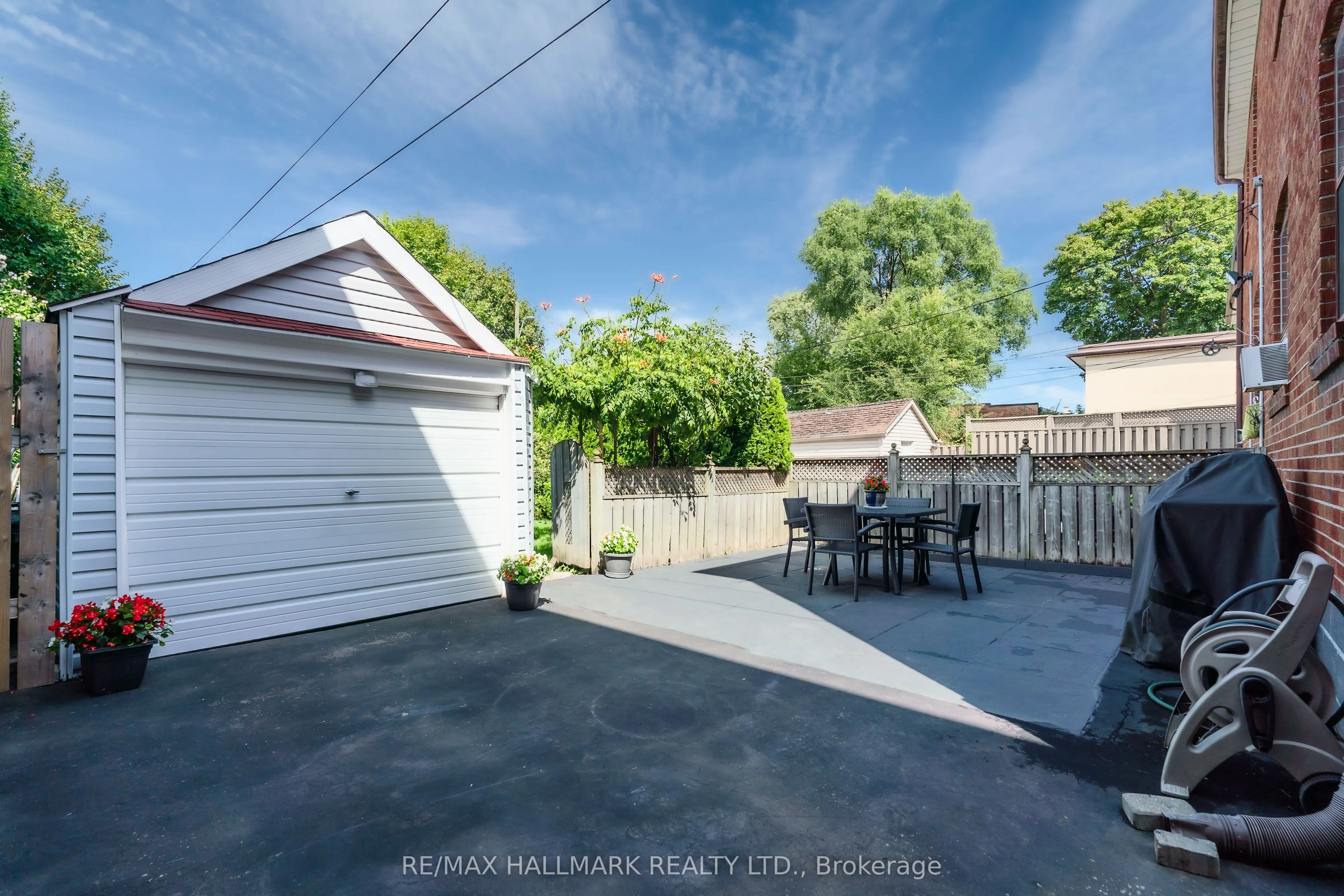 220 Browning Avenue
