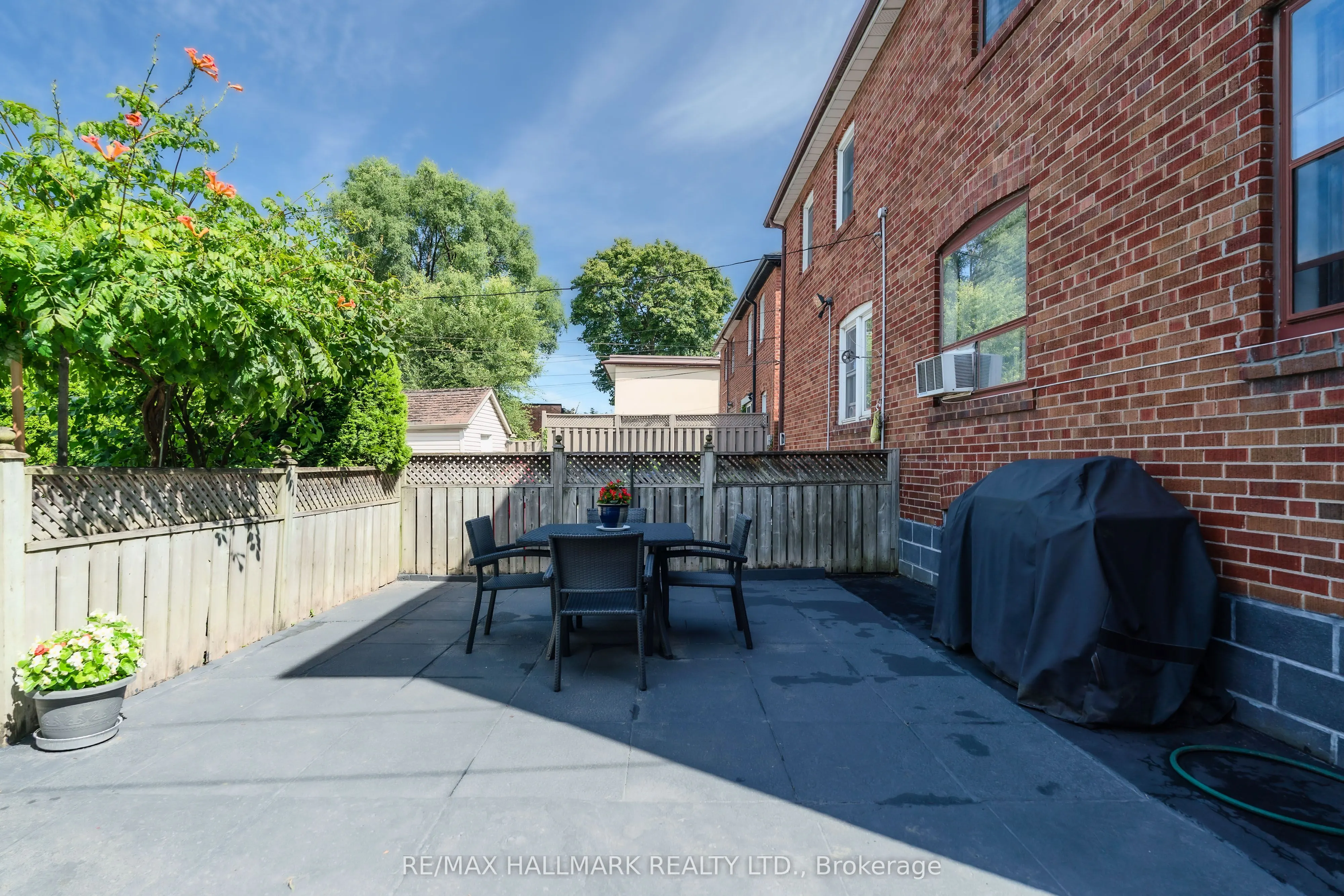 220 Browning Avenue