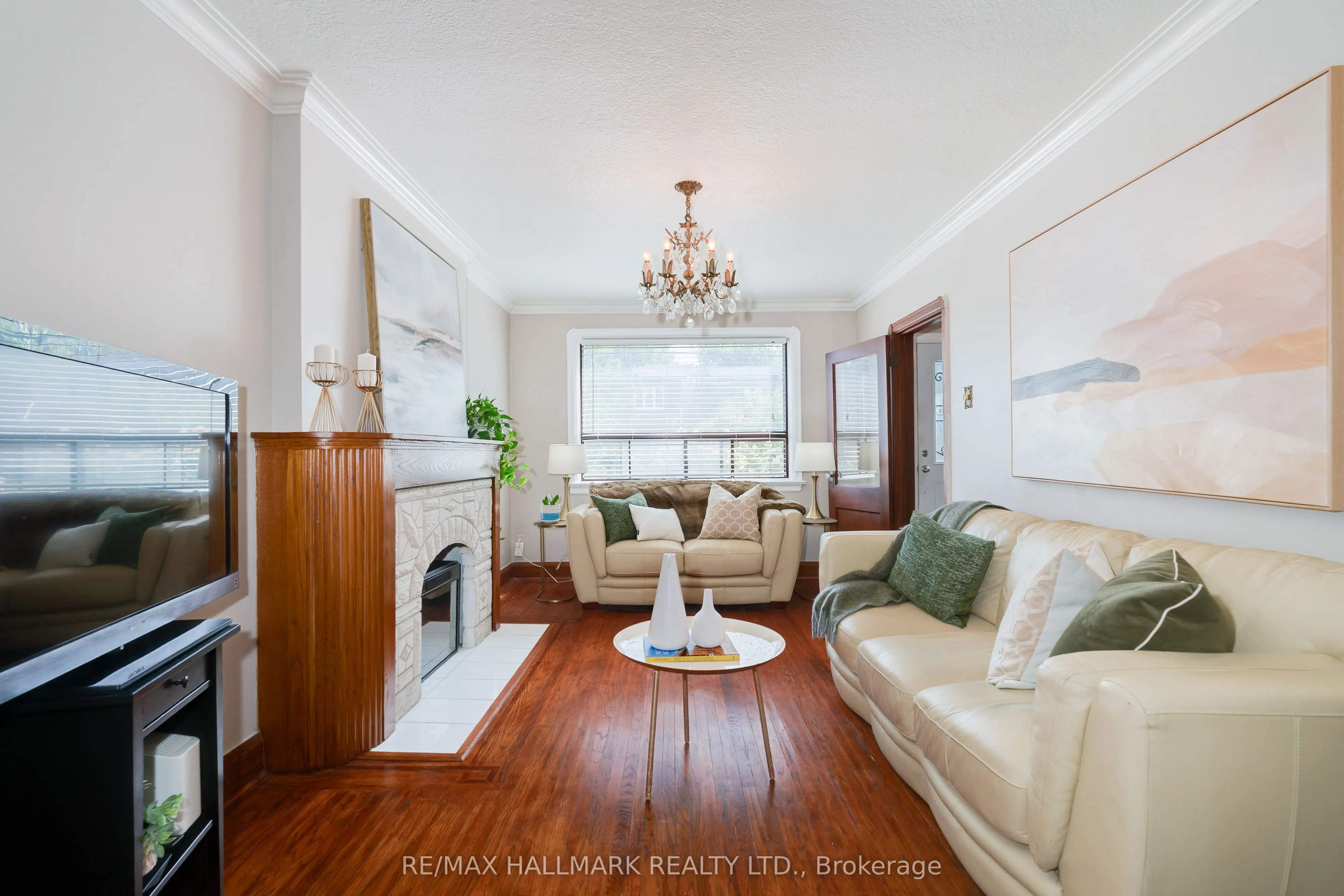 220 Browning Avenue