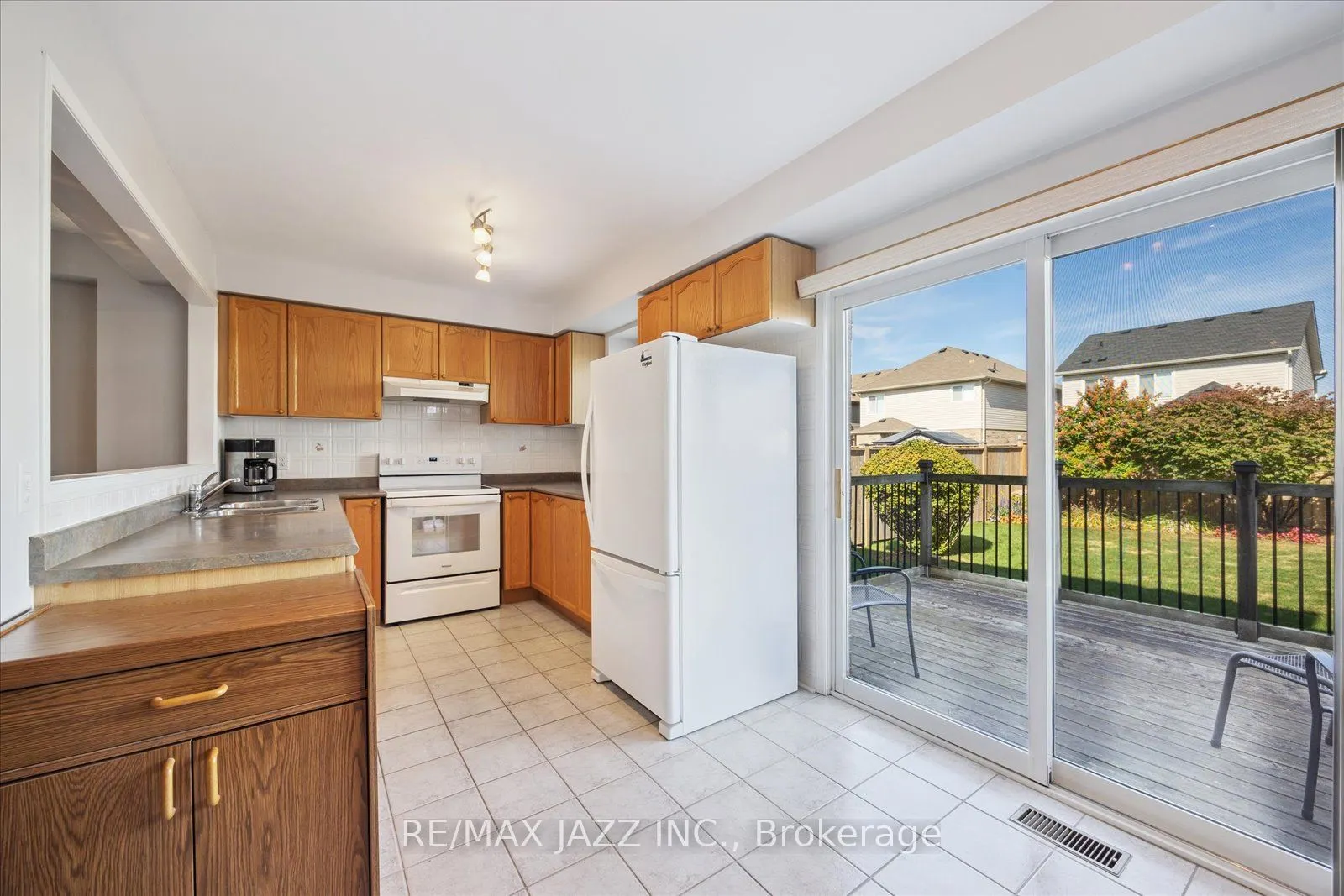66 Daiseyfield Avenue
