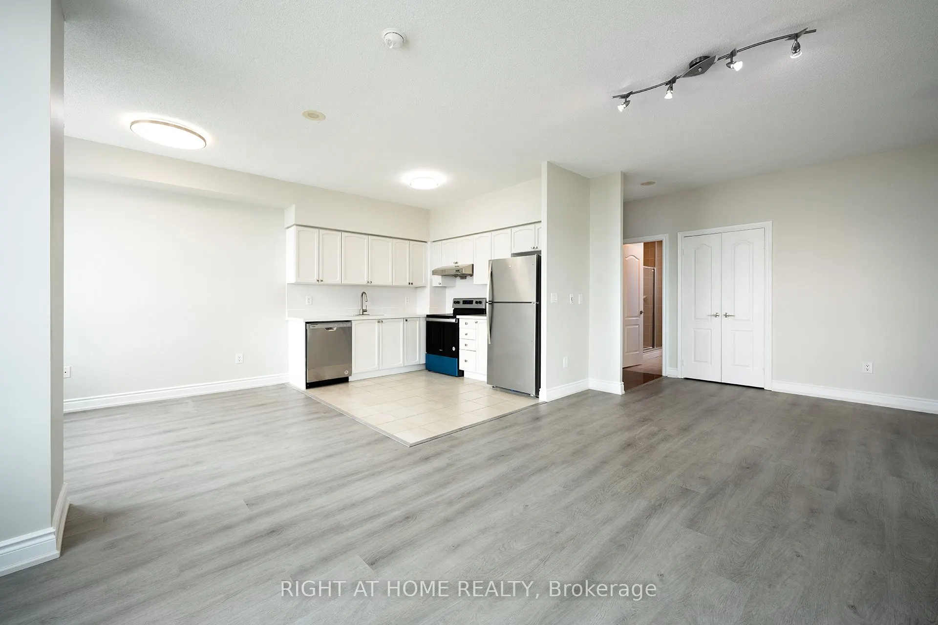 50 Brian Harrison Way, #3706