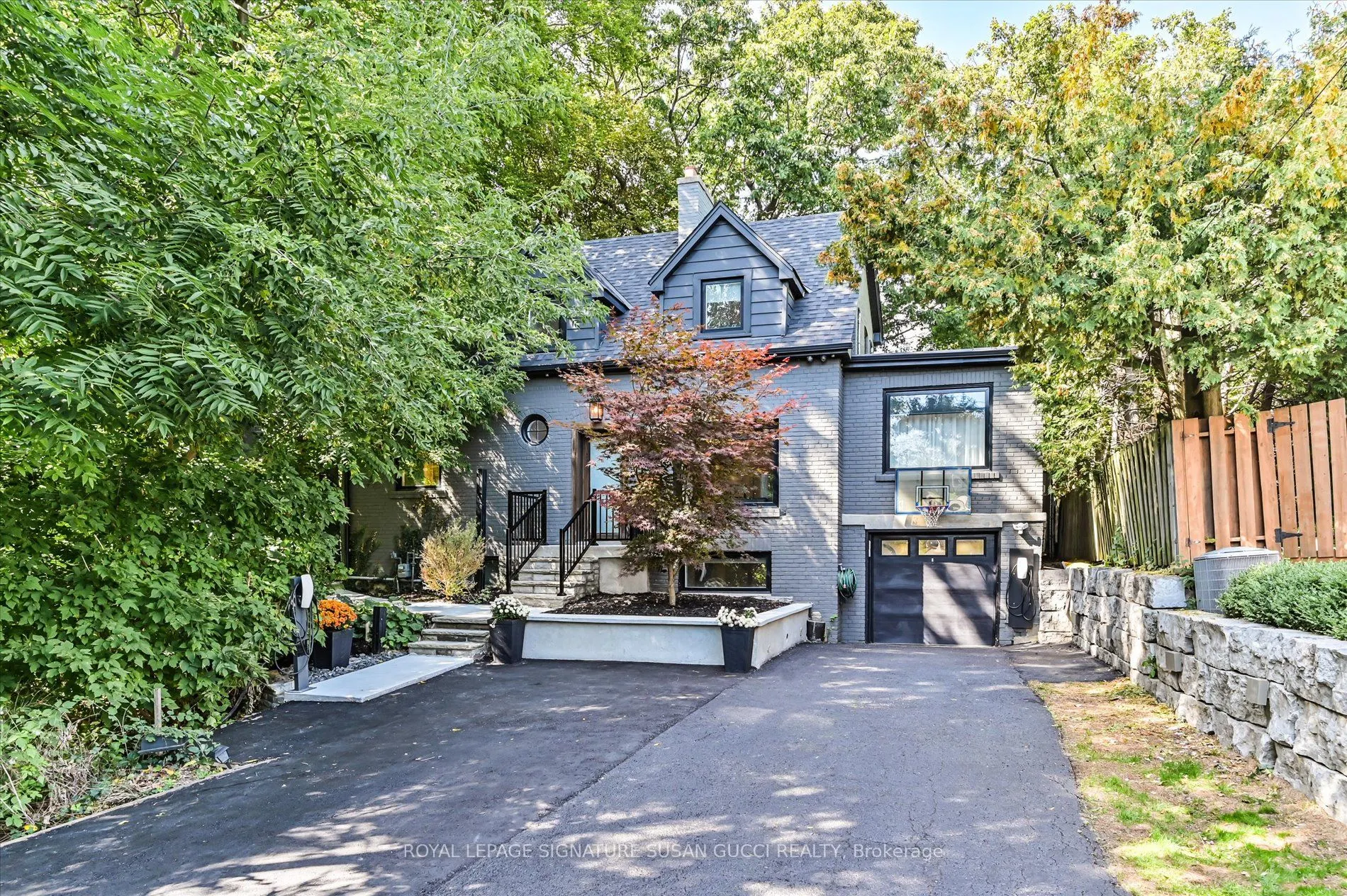 34 Glenwood Crescent