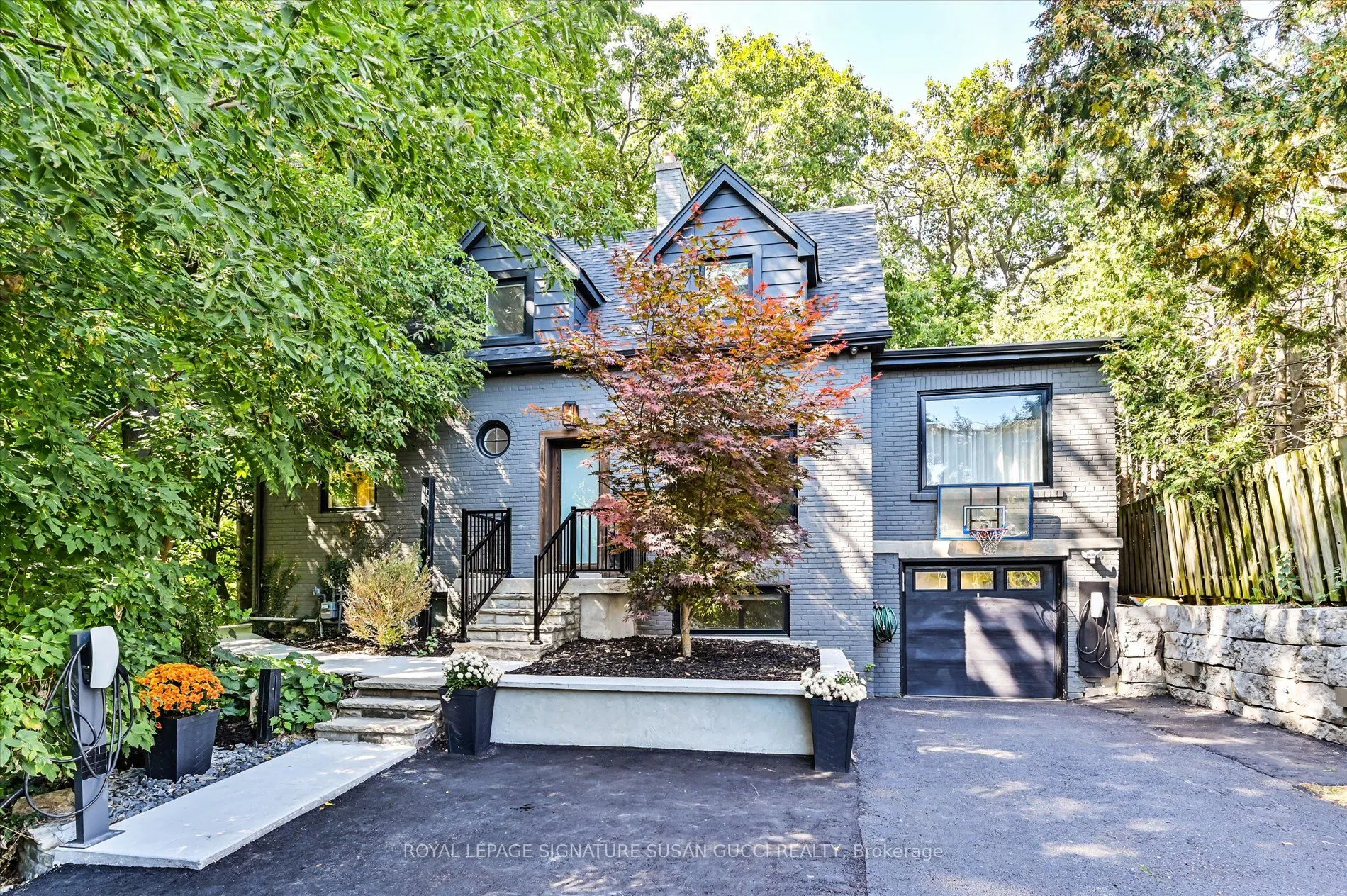 34 Glenwood Crescent