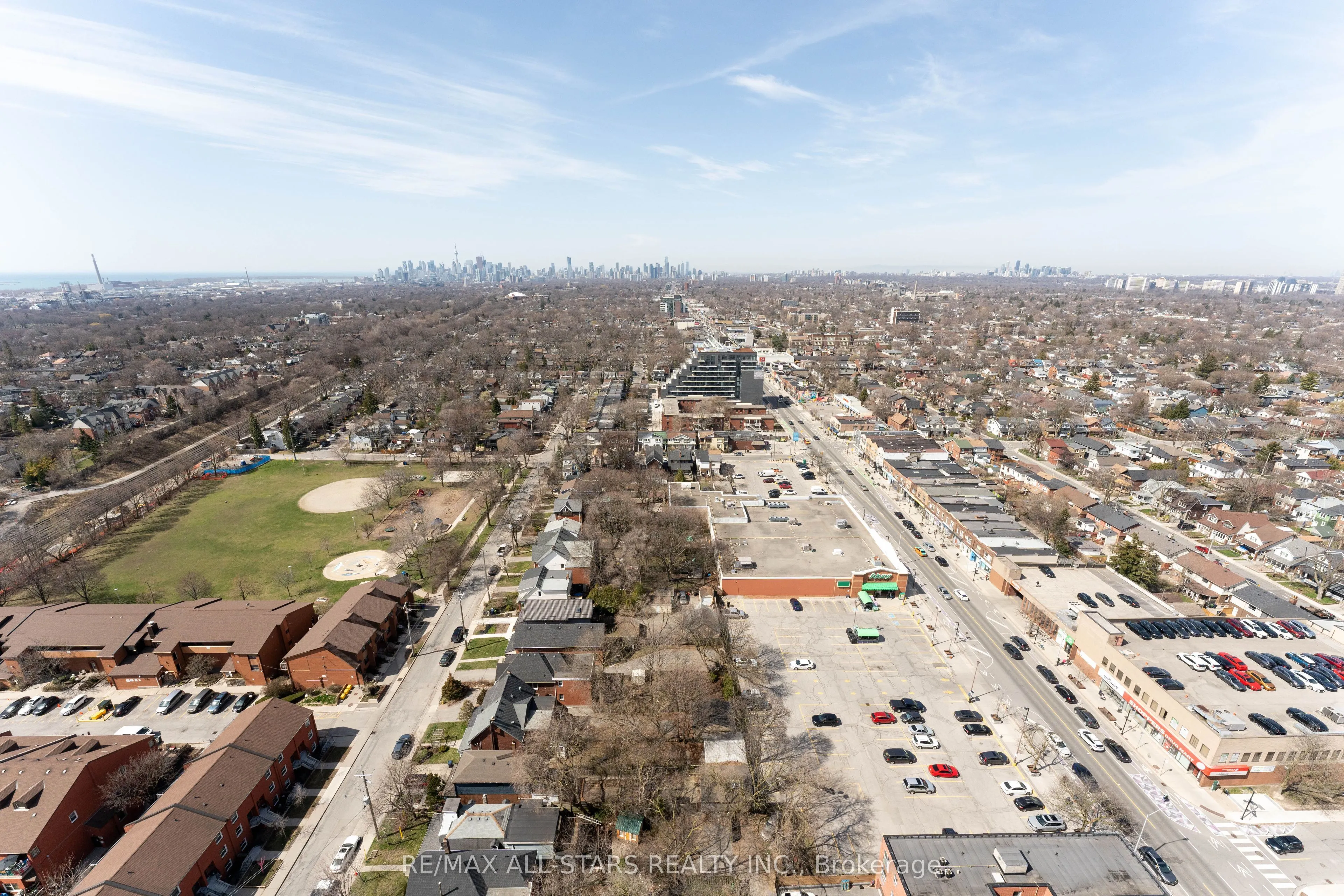 286 Main Street, #2710