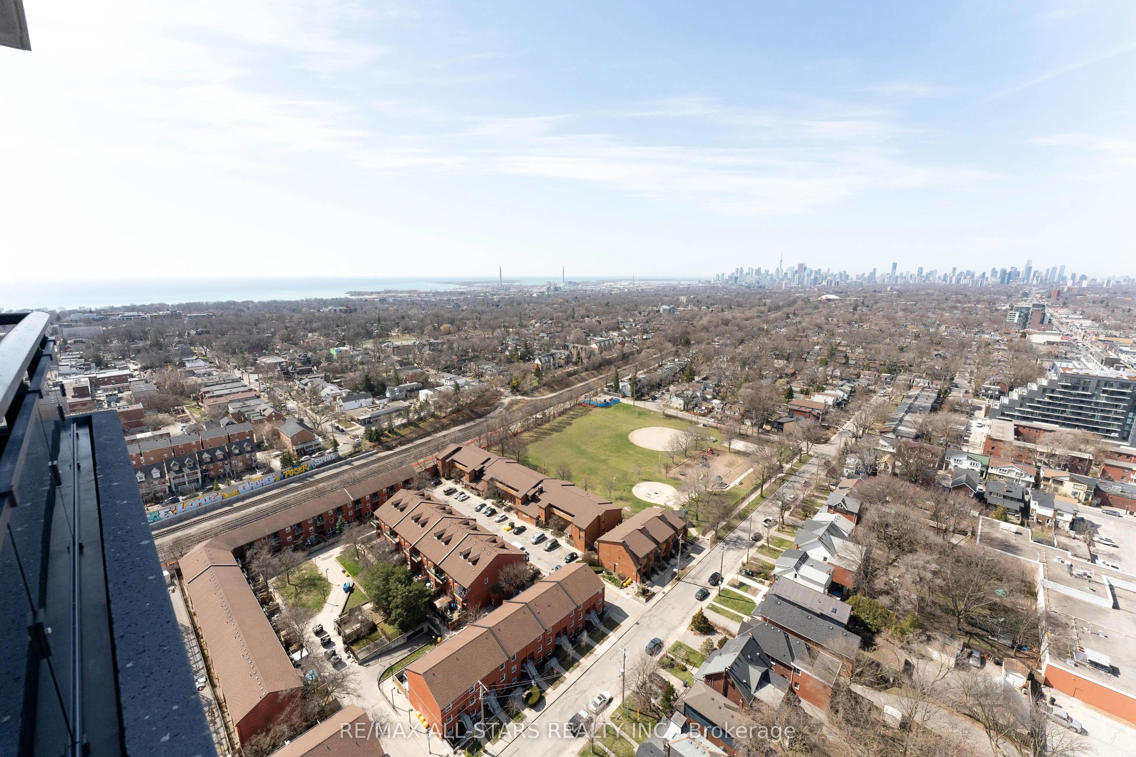286 Main Street, #2710