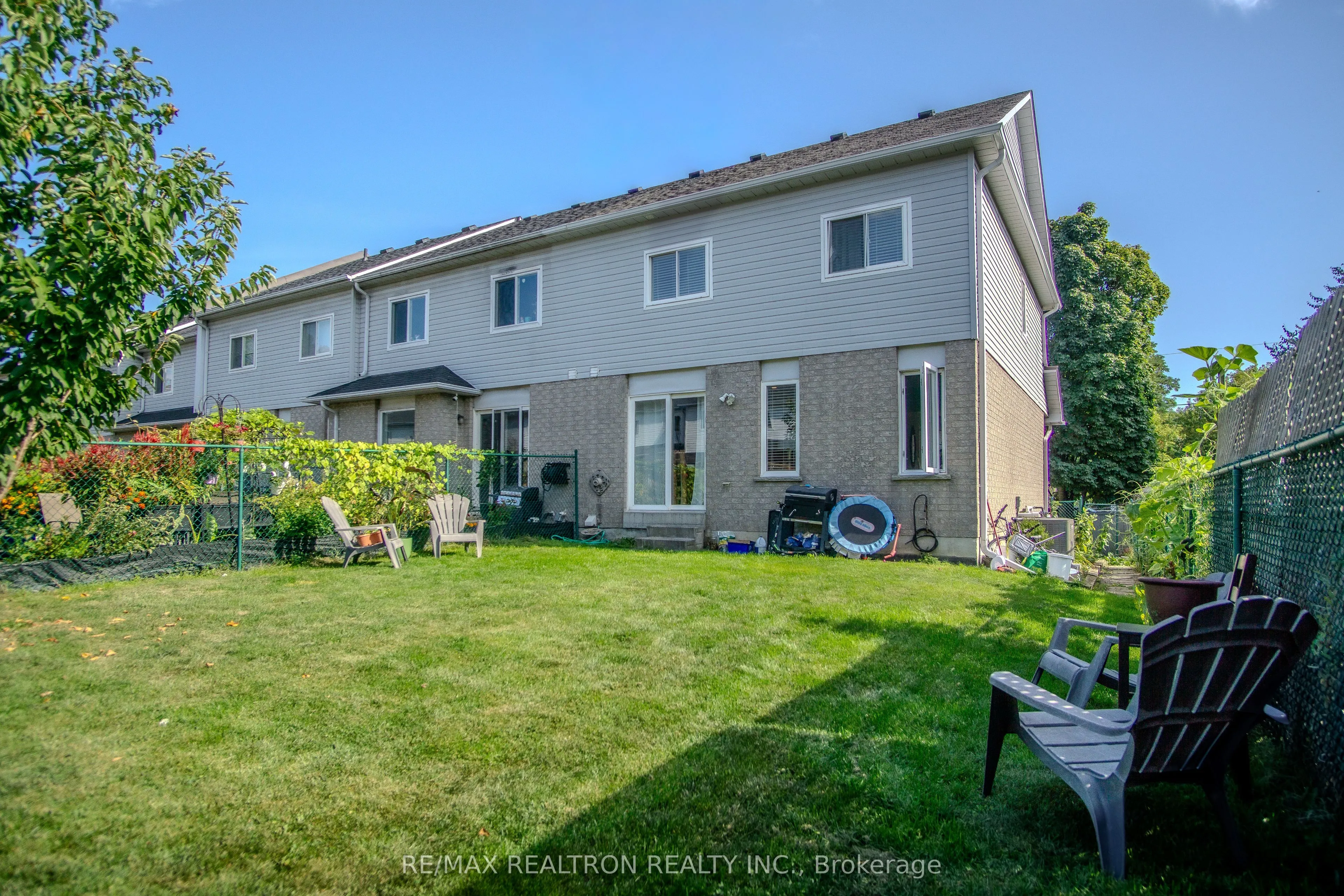 214 Graburn Ave Avenue