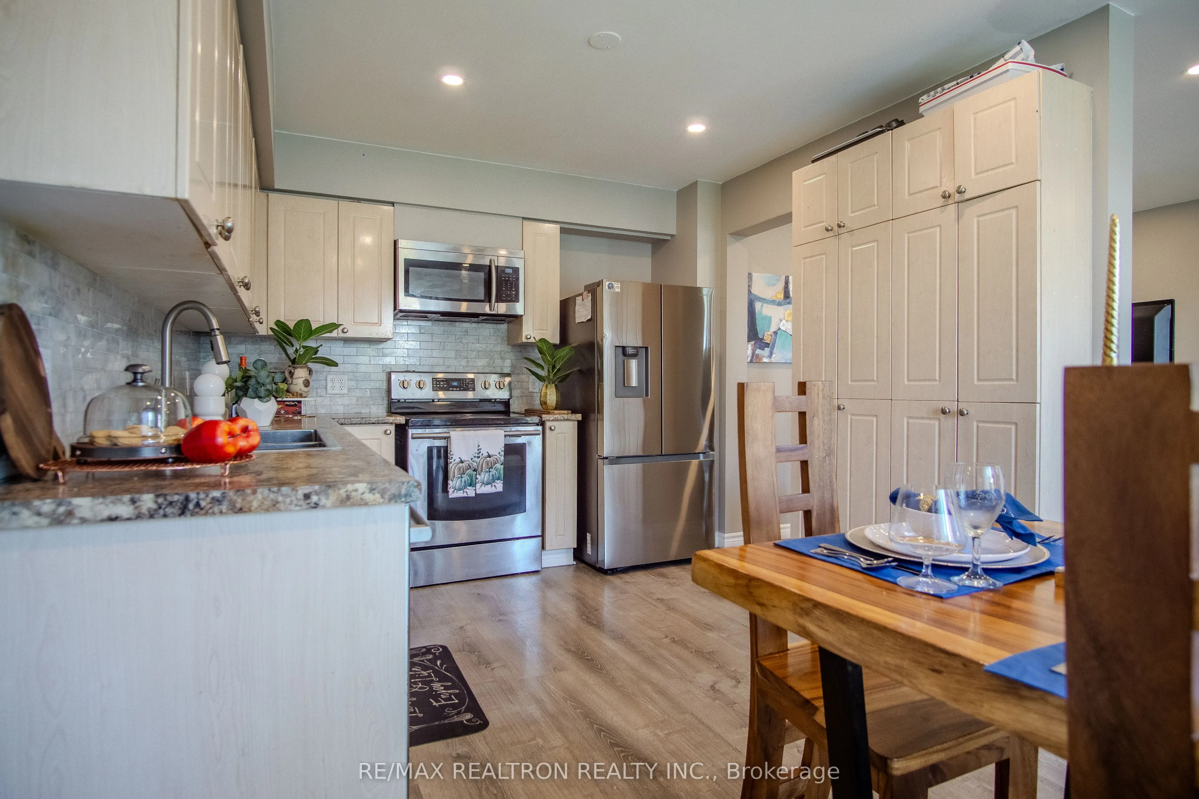 214 Graburn Ave Avenue