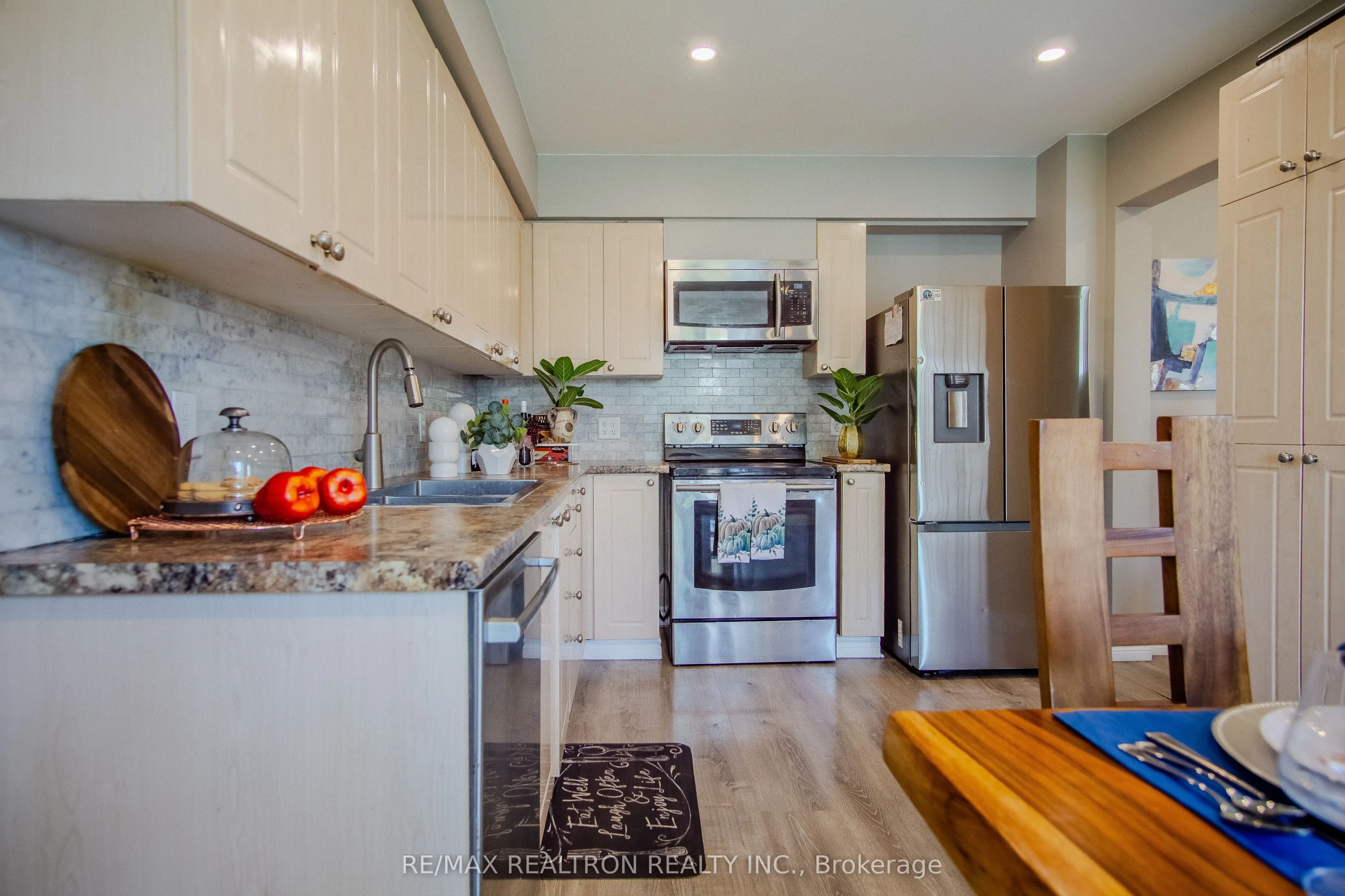 214 Graburn Ave Avenue
