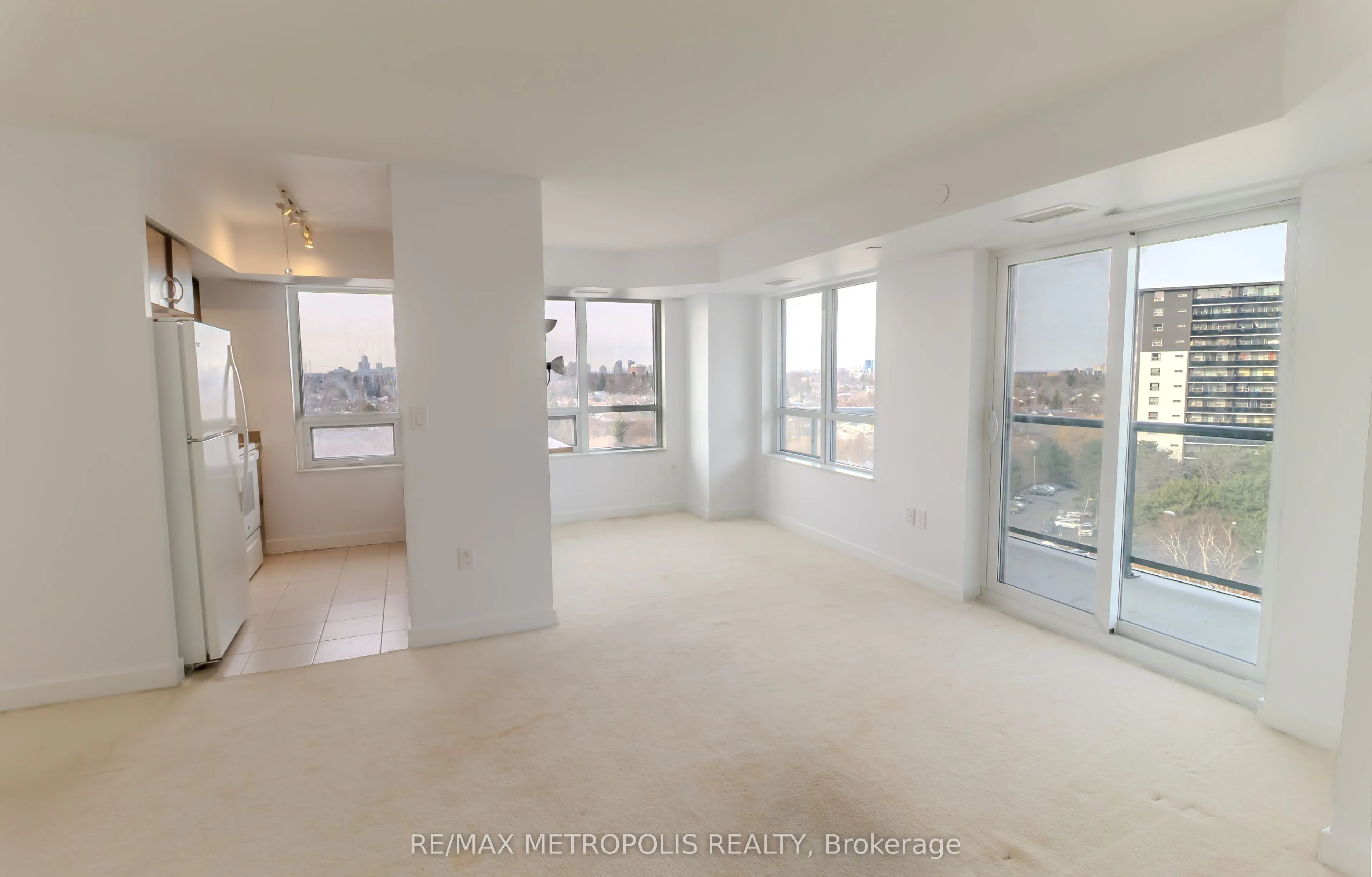 1346 Danforth Road, #913