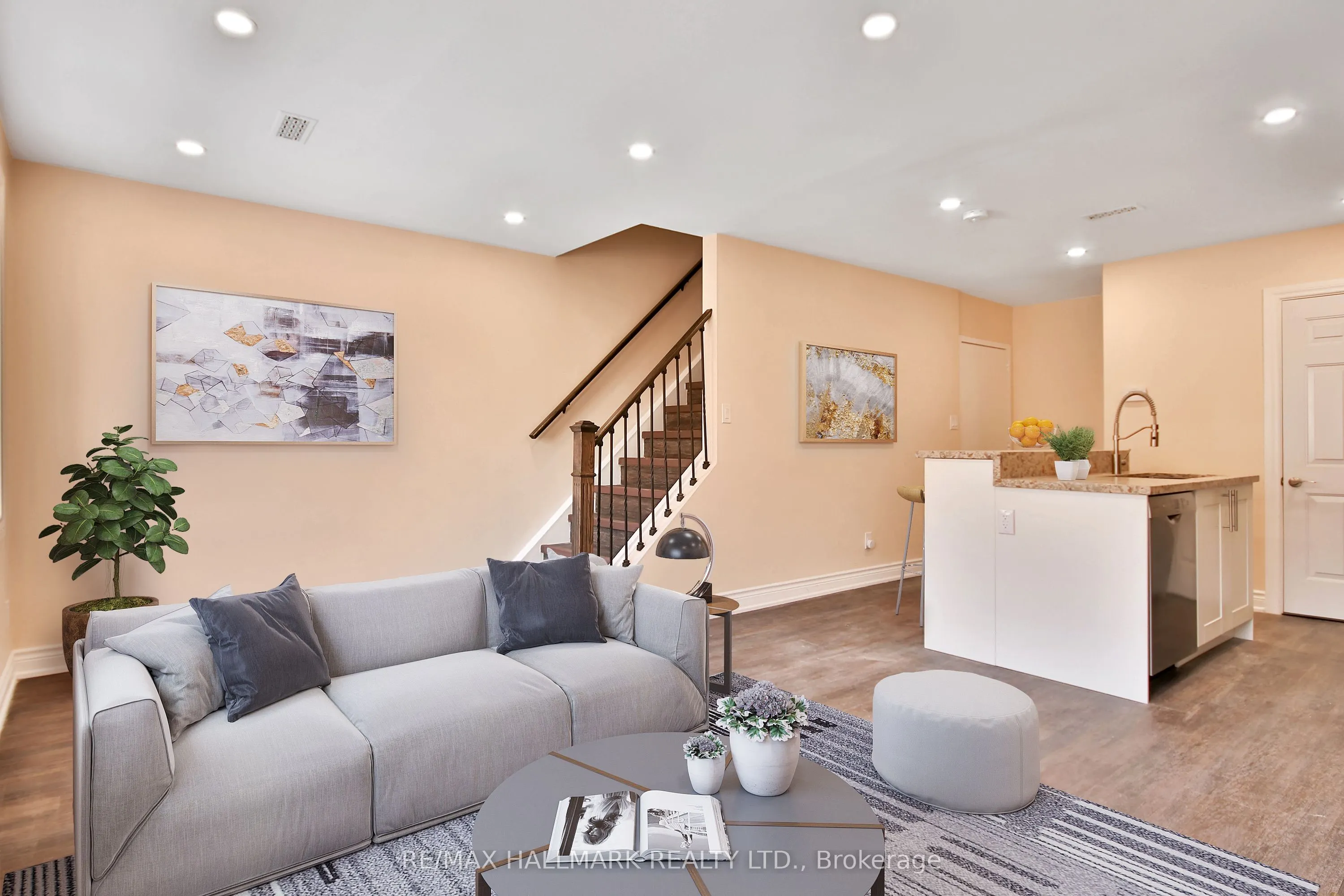 795 Broadview Avenue, #Apt 1