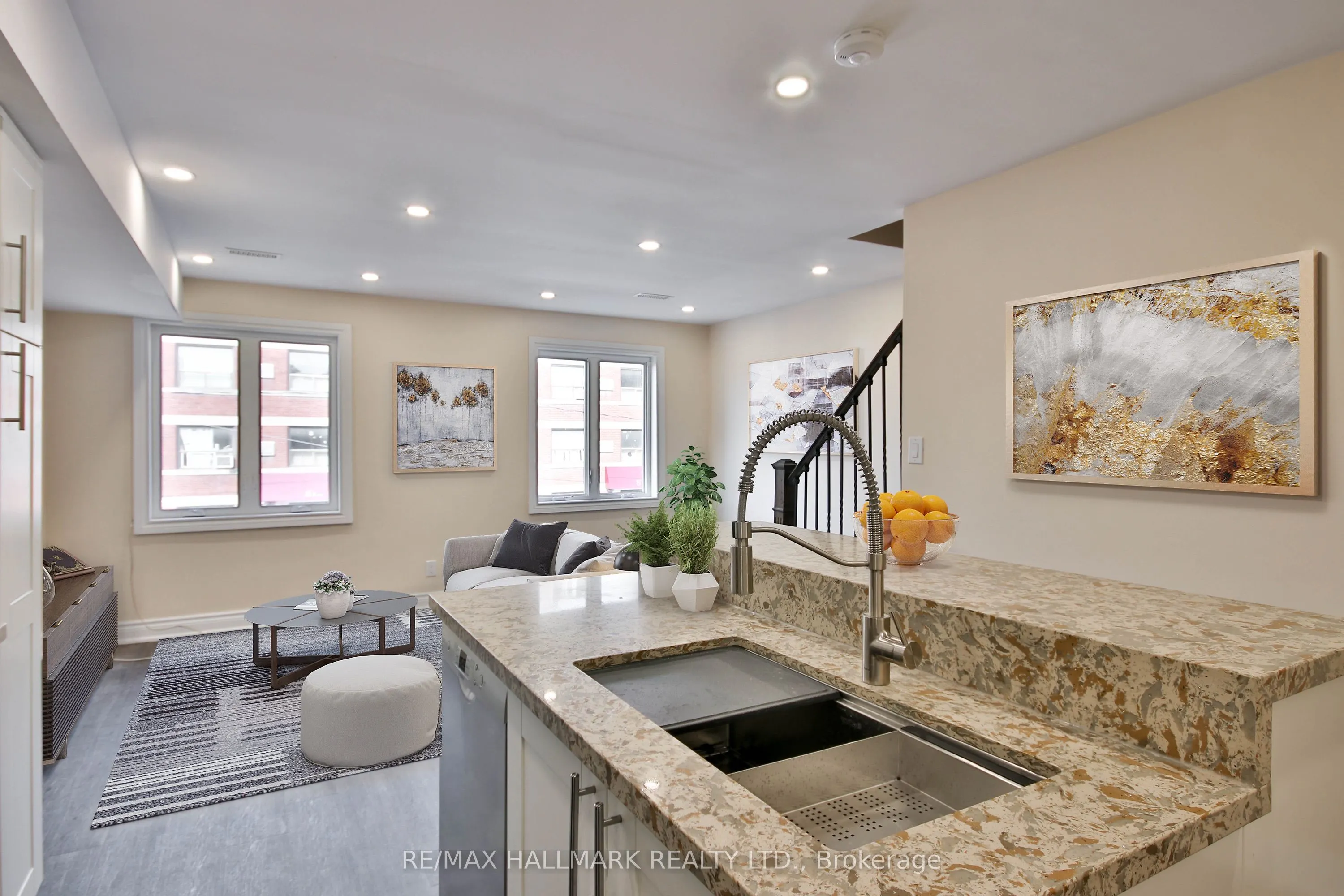 795 Broadview Avenue, #Apt 1