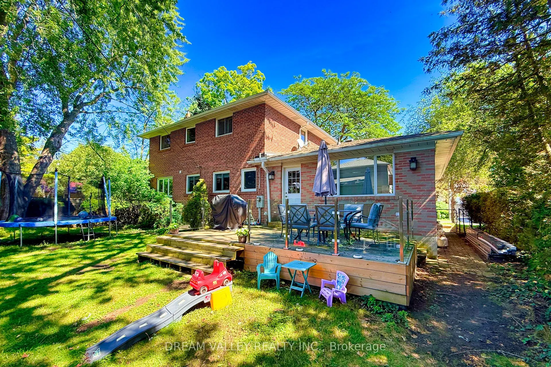 52 South Marine Drive S