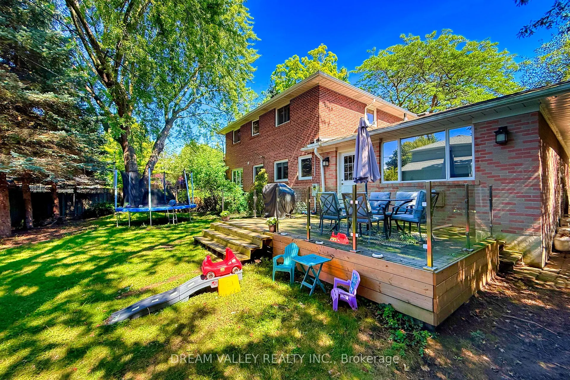 52 South Marine Drive S