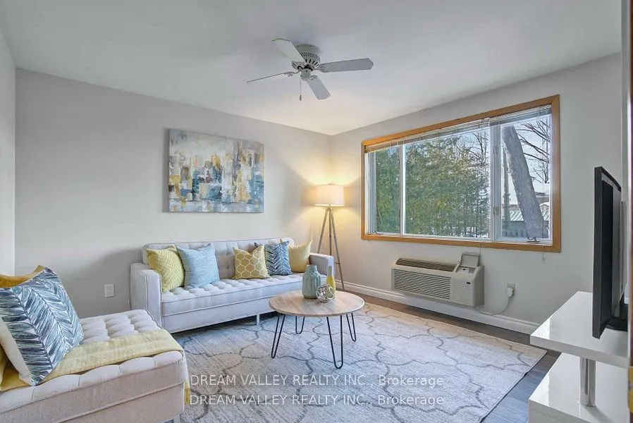 52 South Marine Drive S