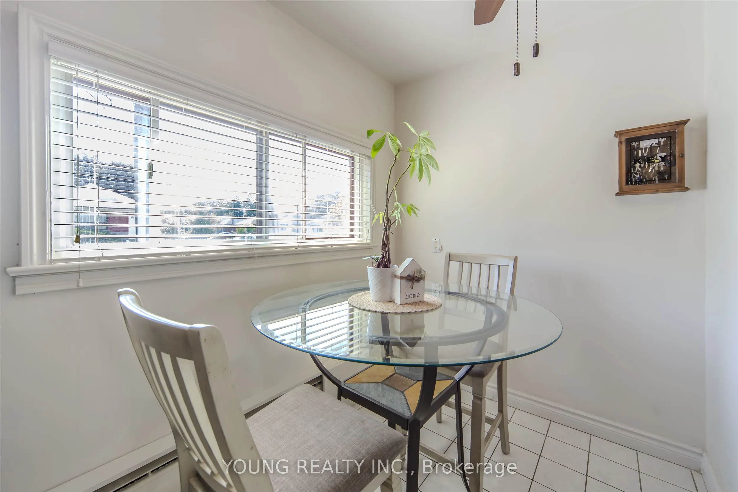 35 Porter Crescent