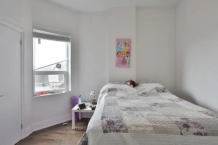 683 Danforth Avenue, #301