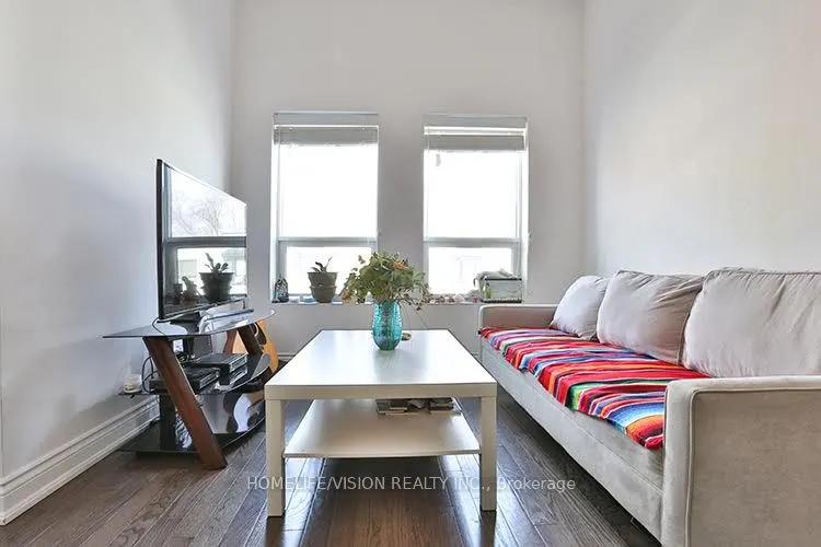 683 Danforth Avenue, #301