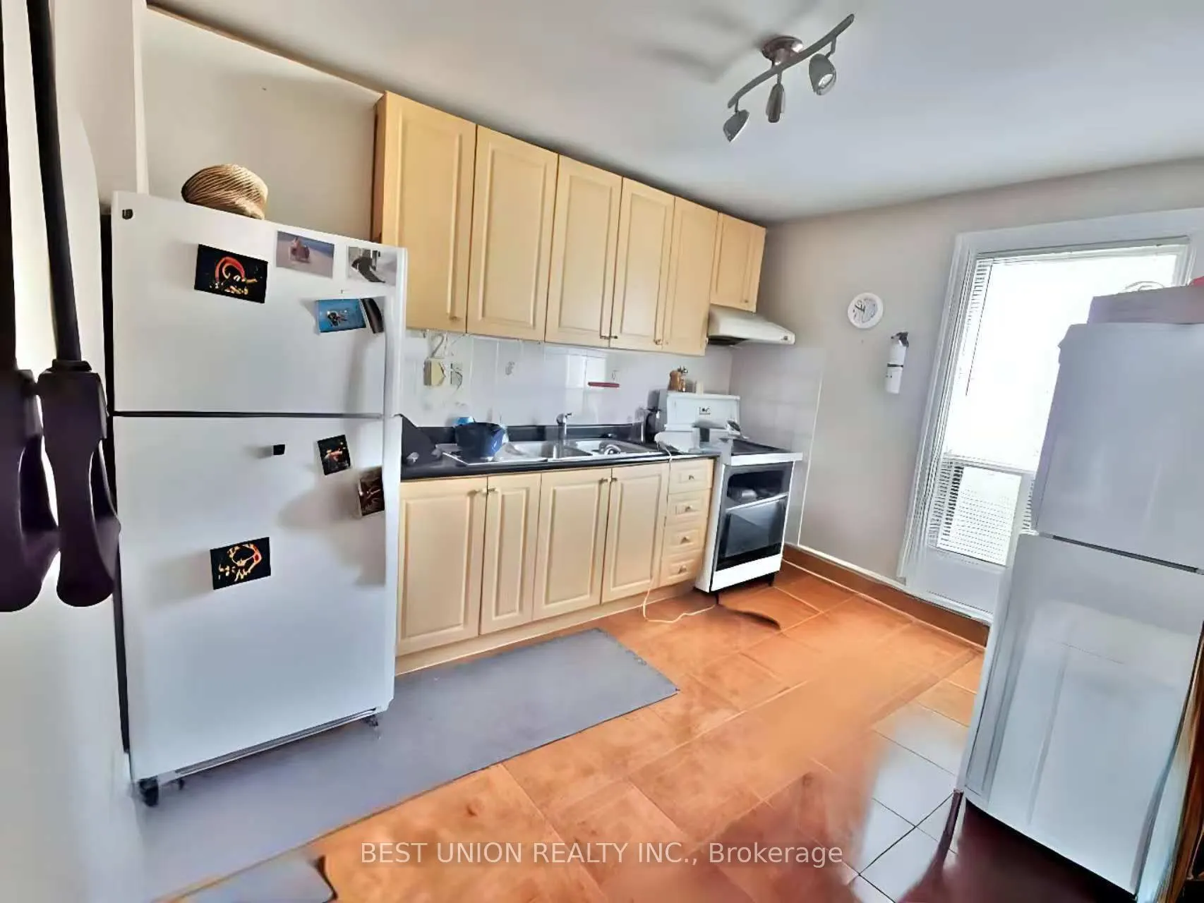 108 Jones Avenue, #Upper