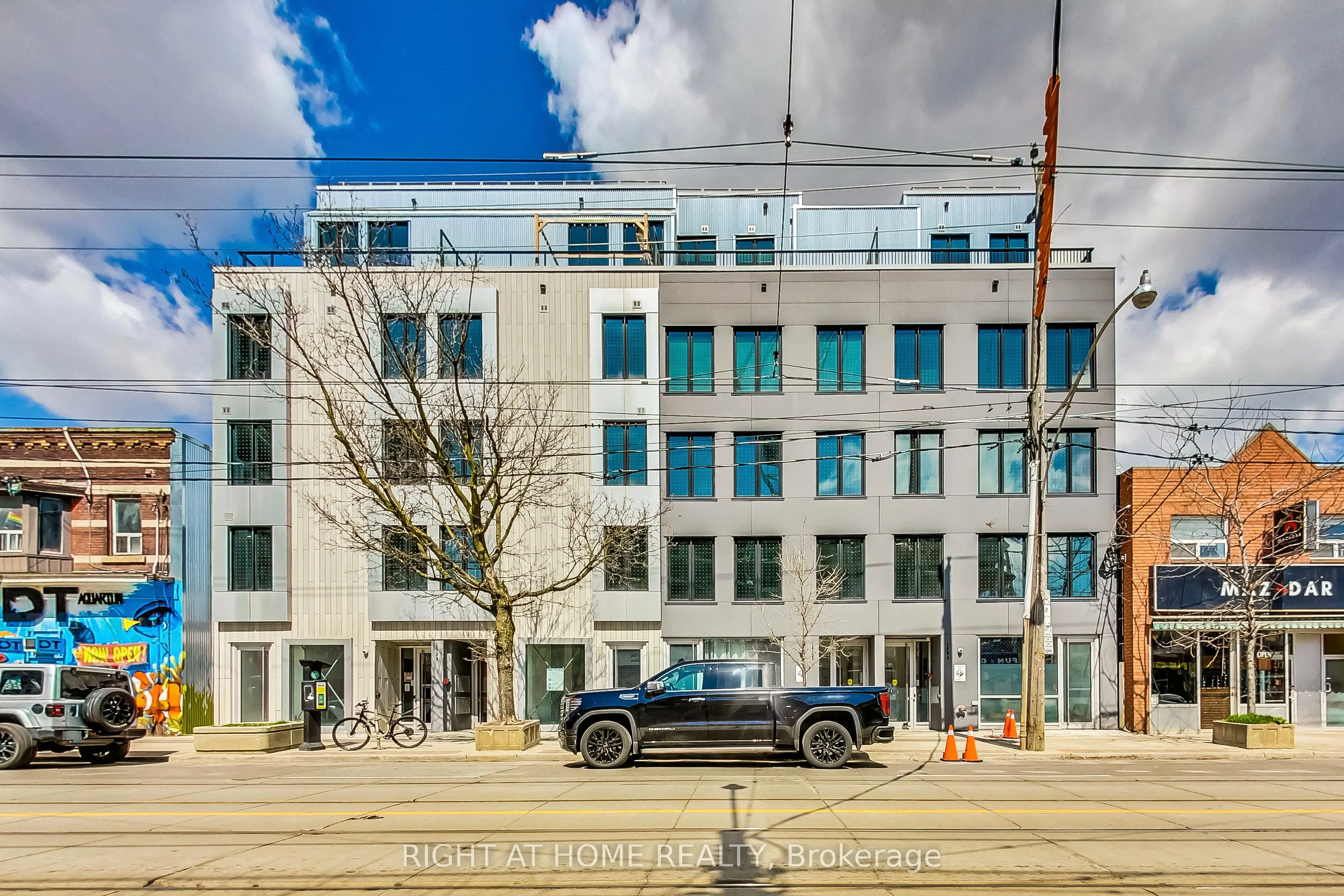 1602 Queen Street E, #201