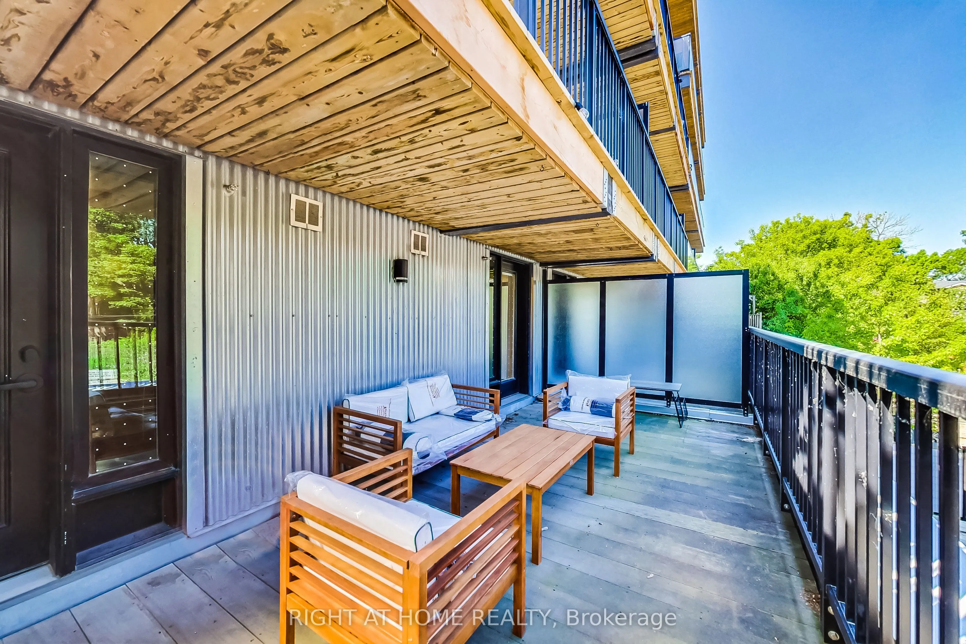 1604 Queen Street E, #201