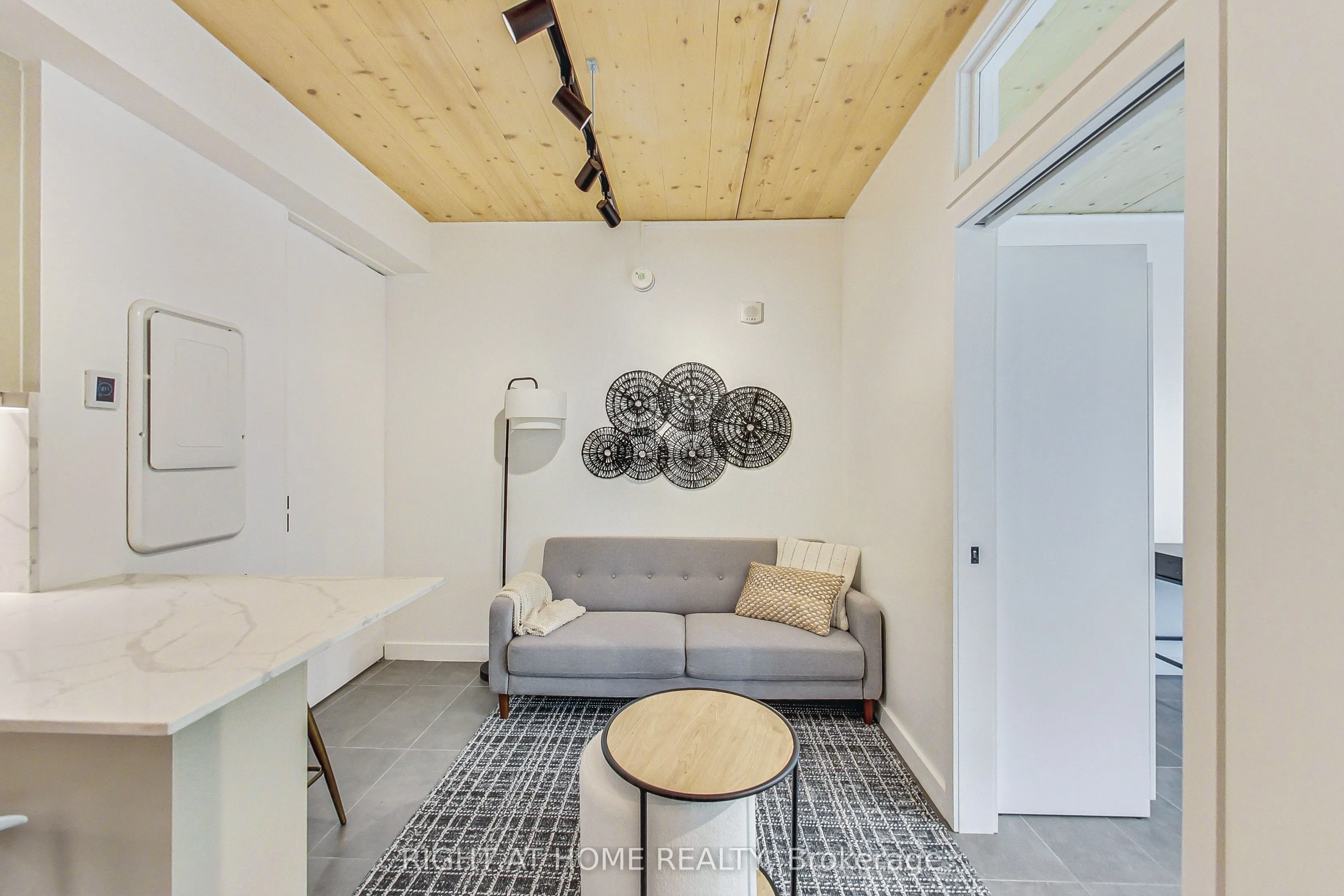1604 Queen Street E, #201