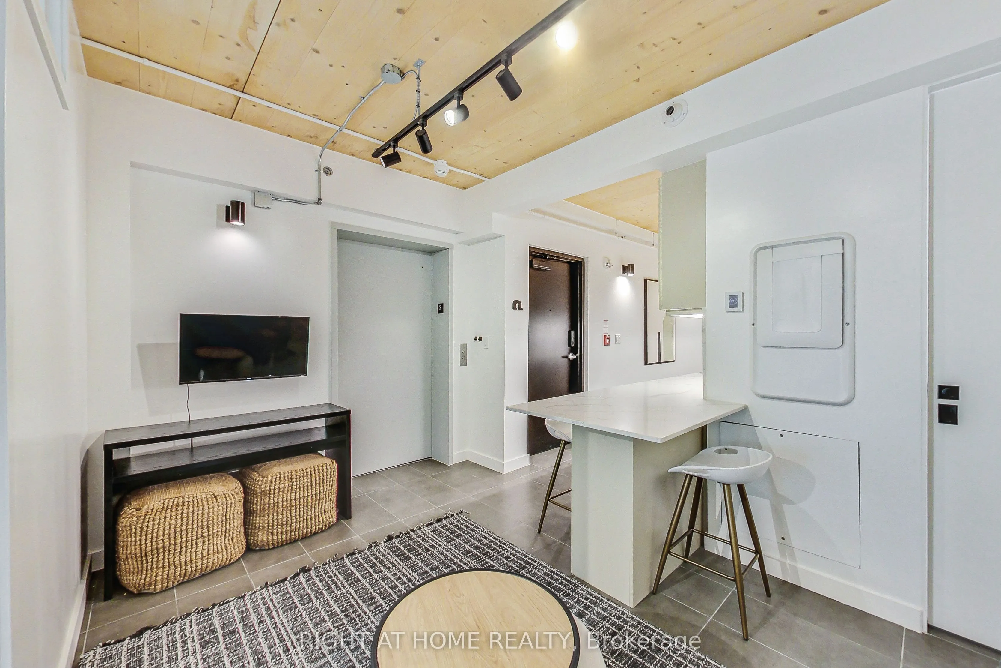 1604 Queen Street E, #201
