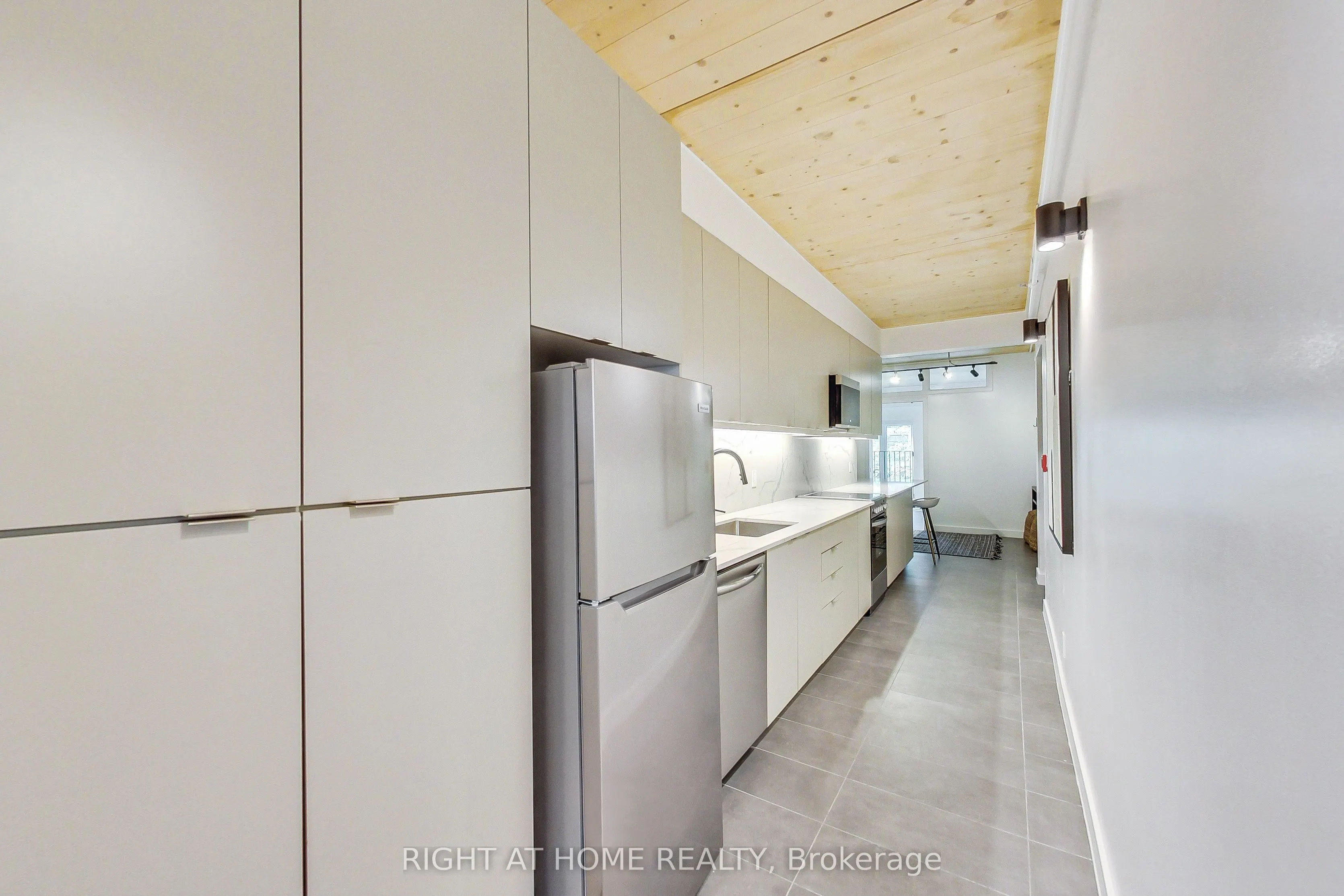 1604 Queen Street E, #201