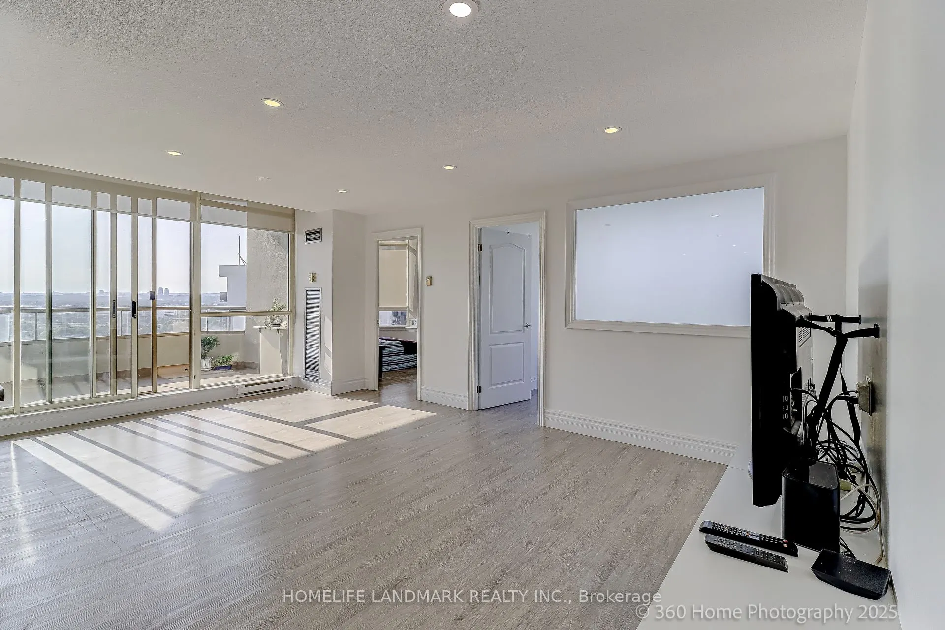 175 Bamburgh Circle, #Ph15