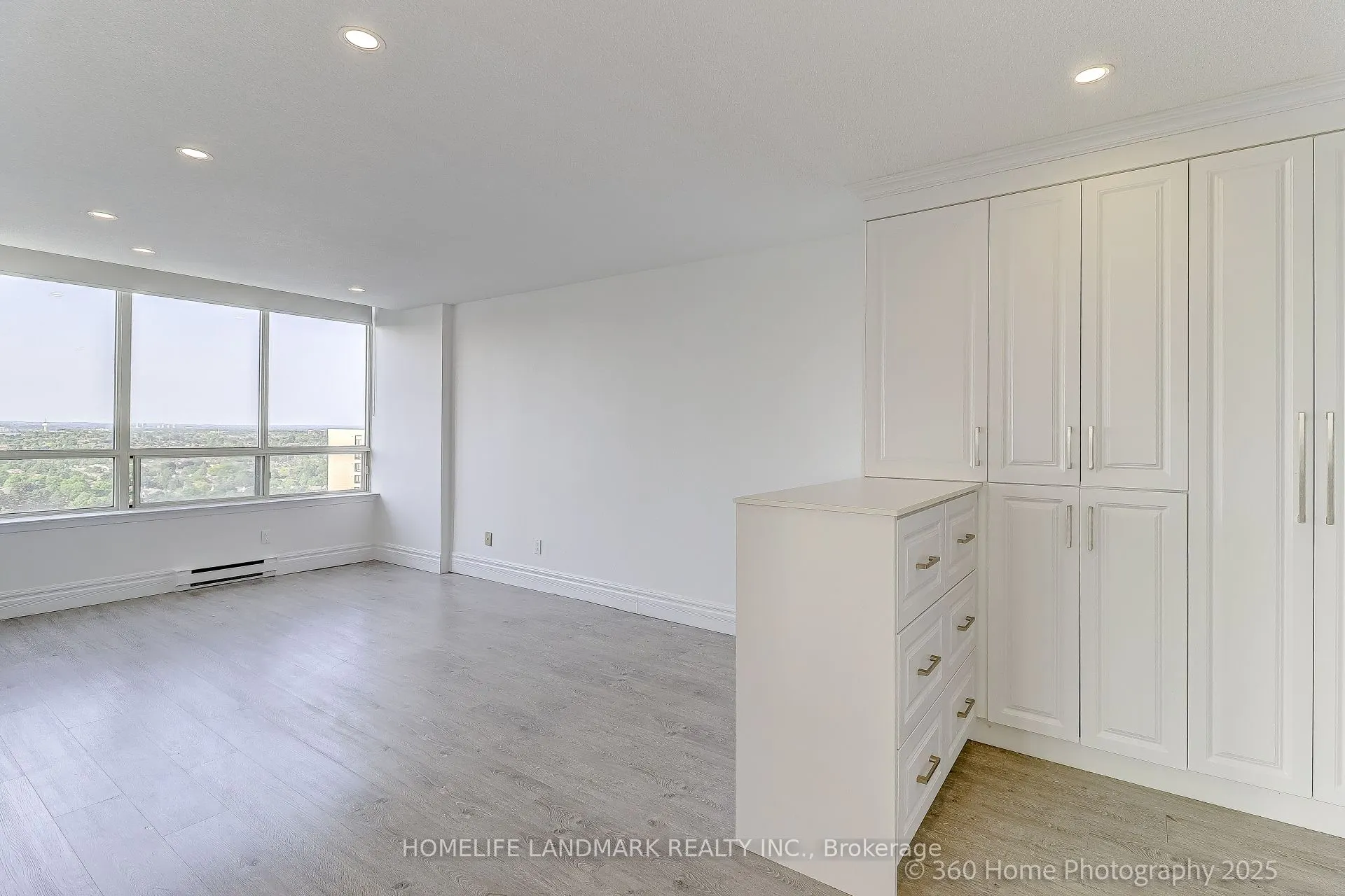 175 Bamburgh Circle, #Ph15