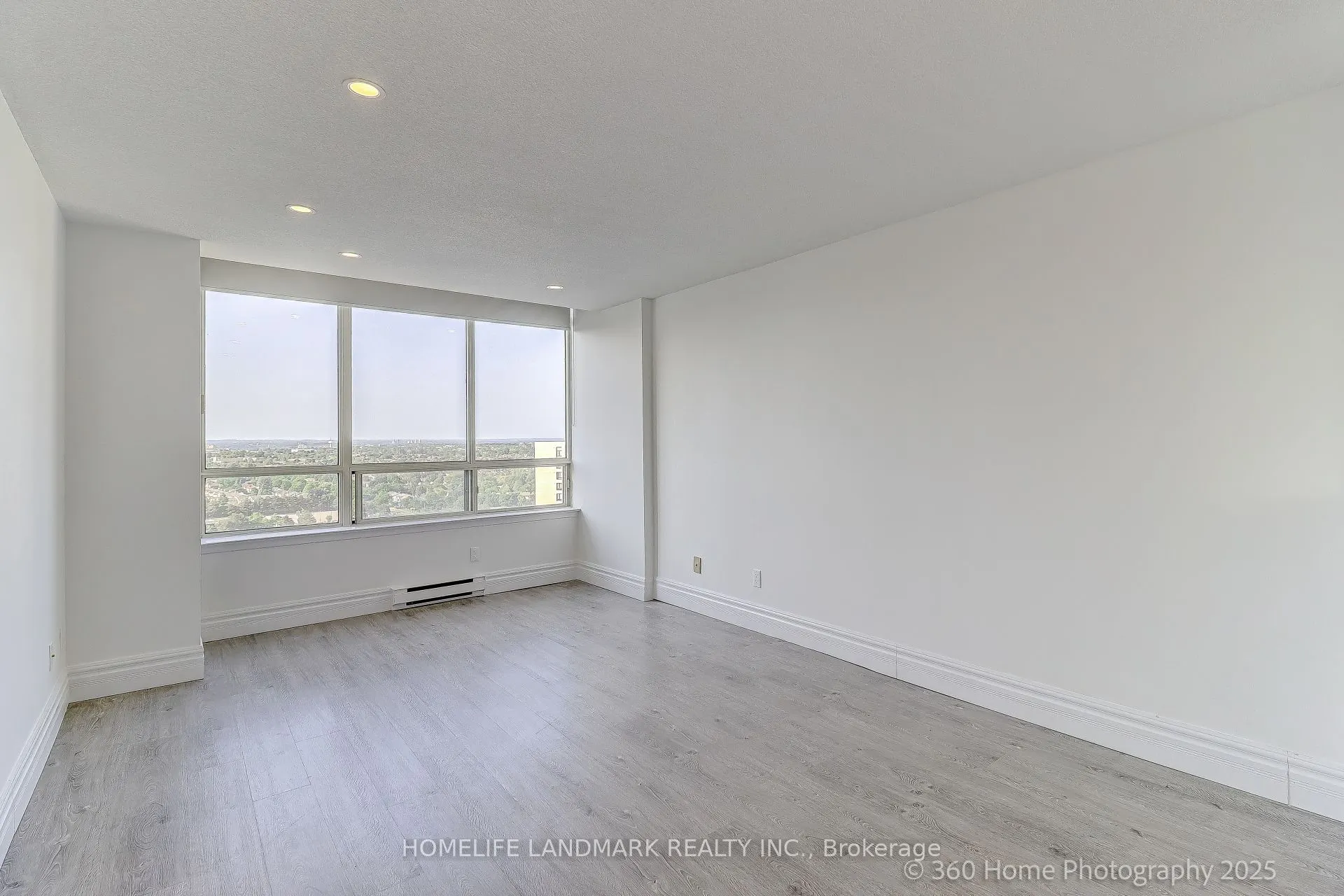 175 Bamburgh Circle, #Ph15