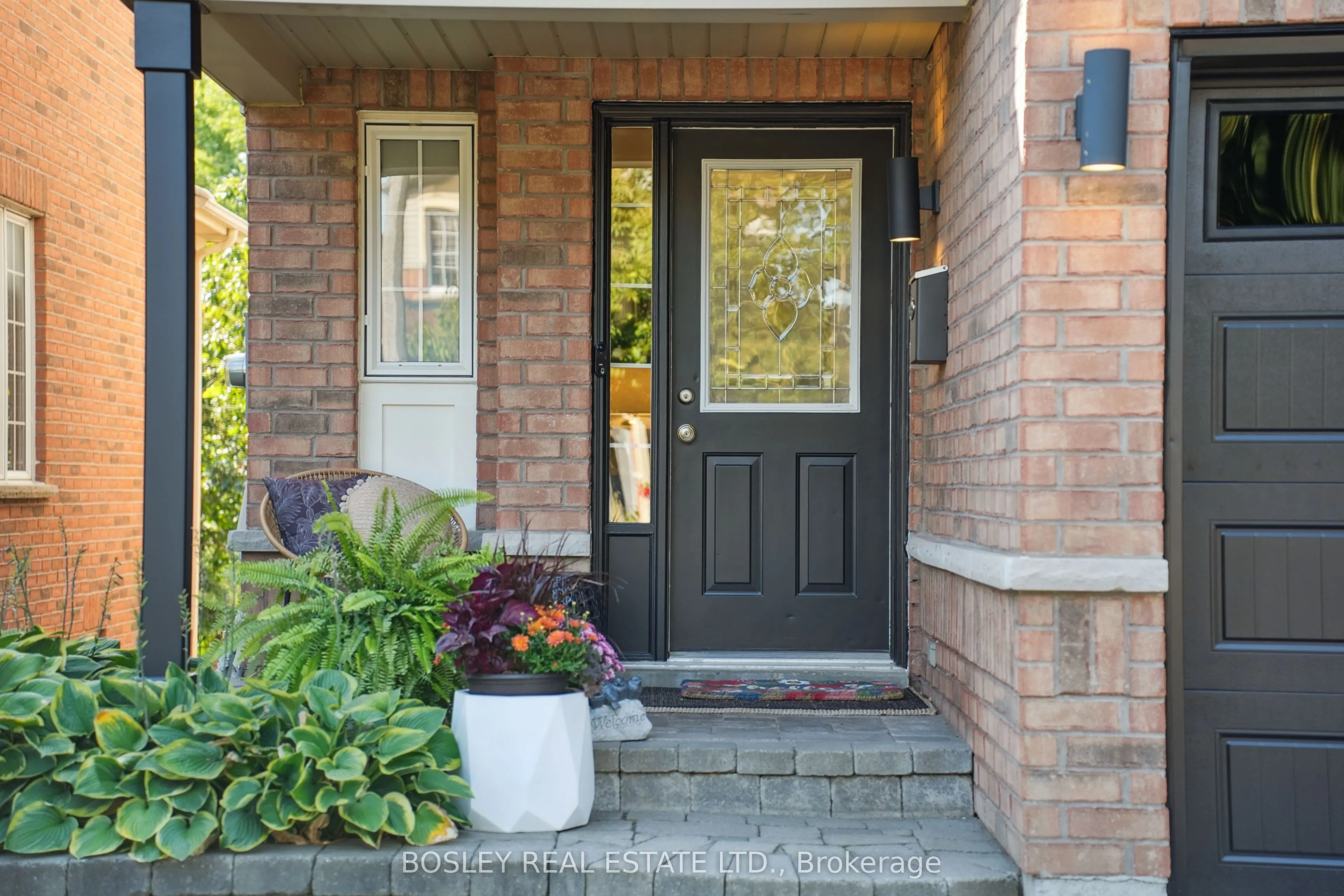 71 Samandria Avenue