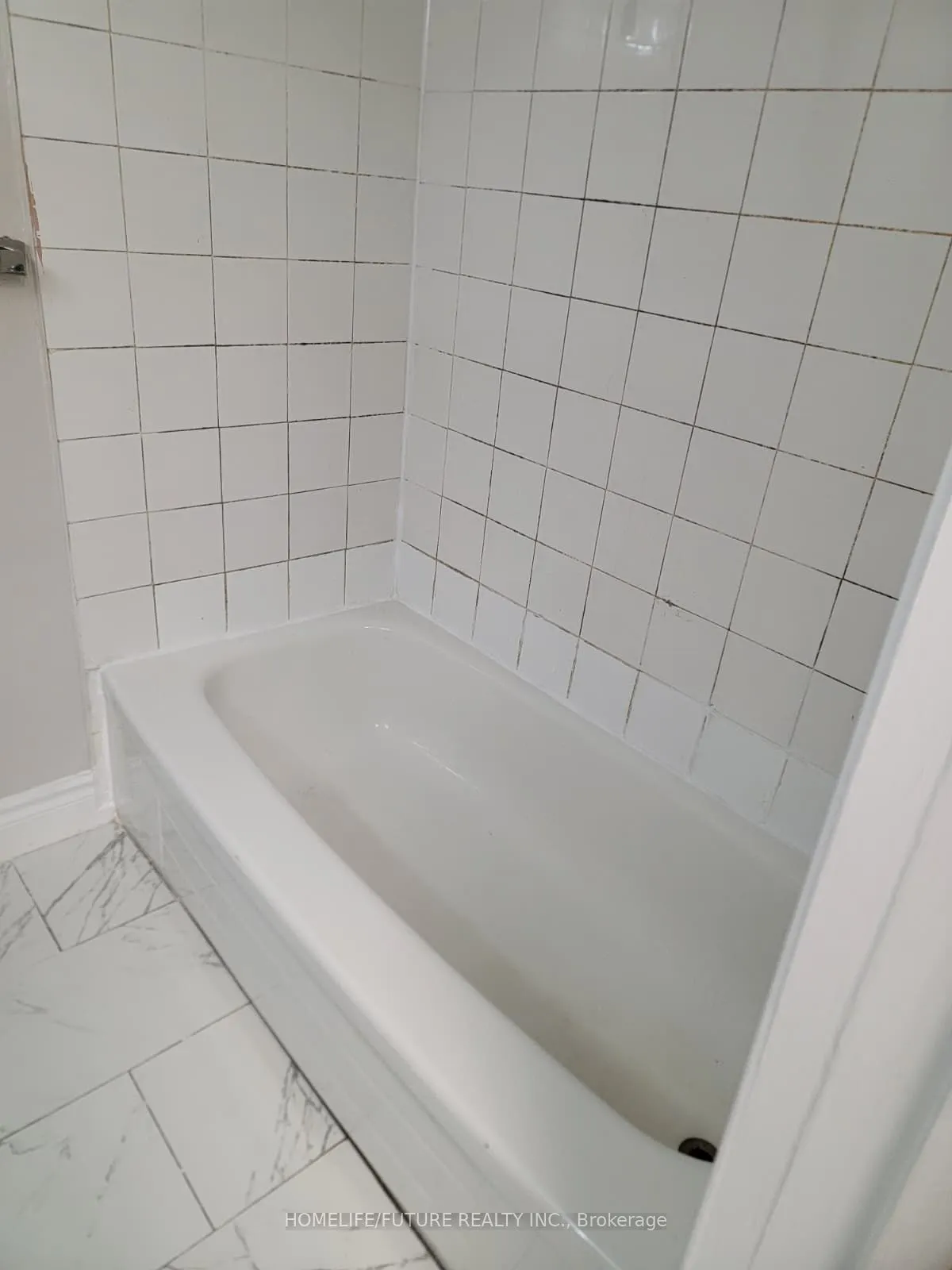 6 Courtlands Drive, #BSMT