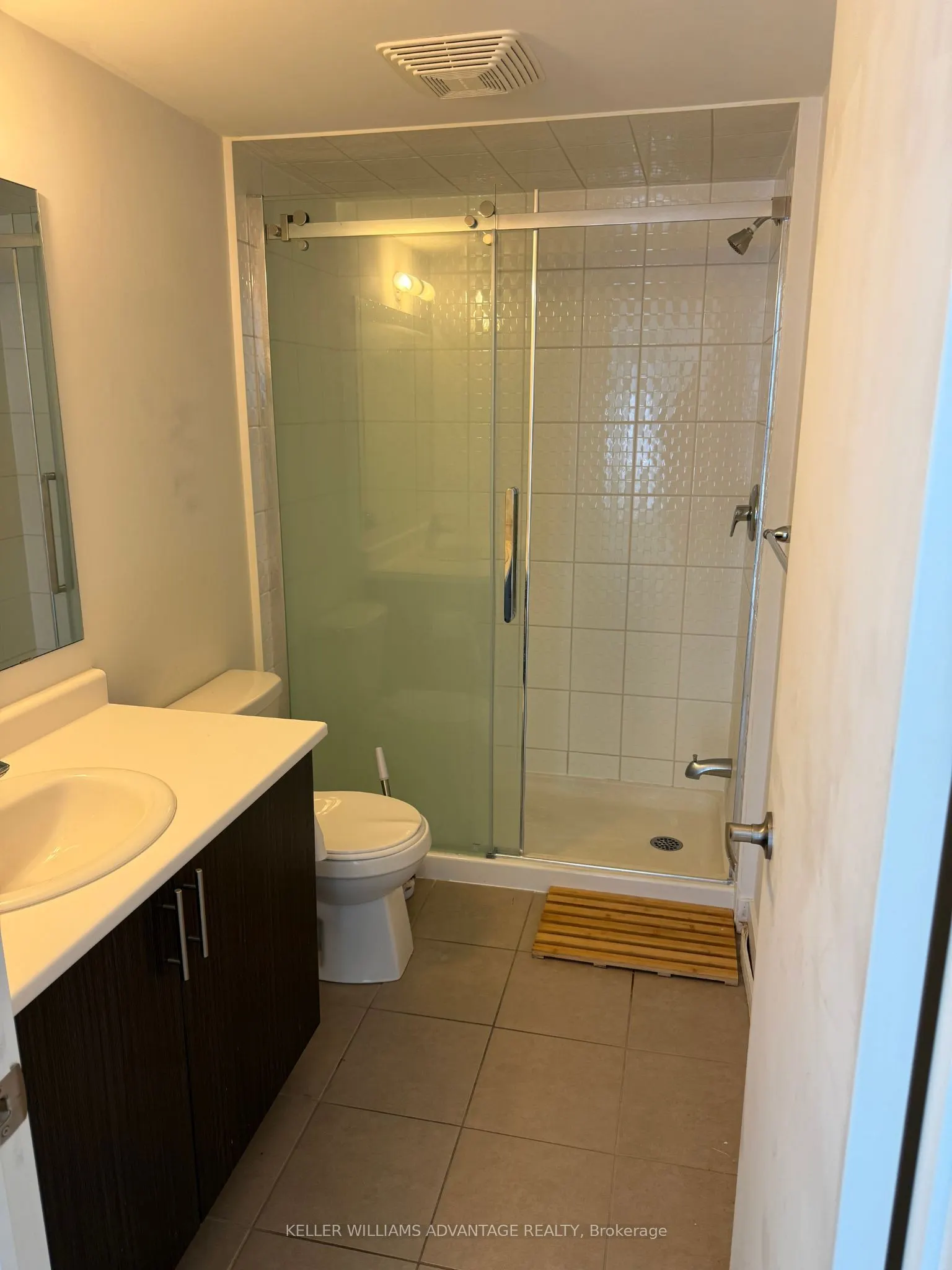 1555 Kingston Road, #208