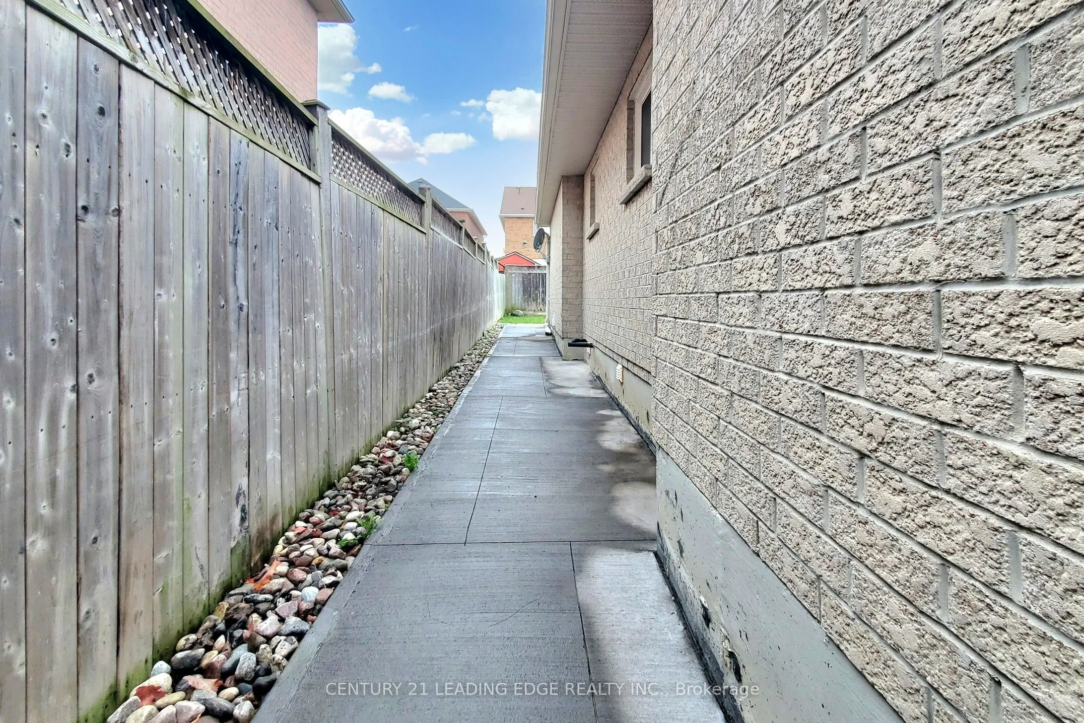 29 PARDON Avenue