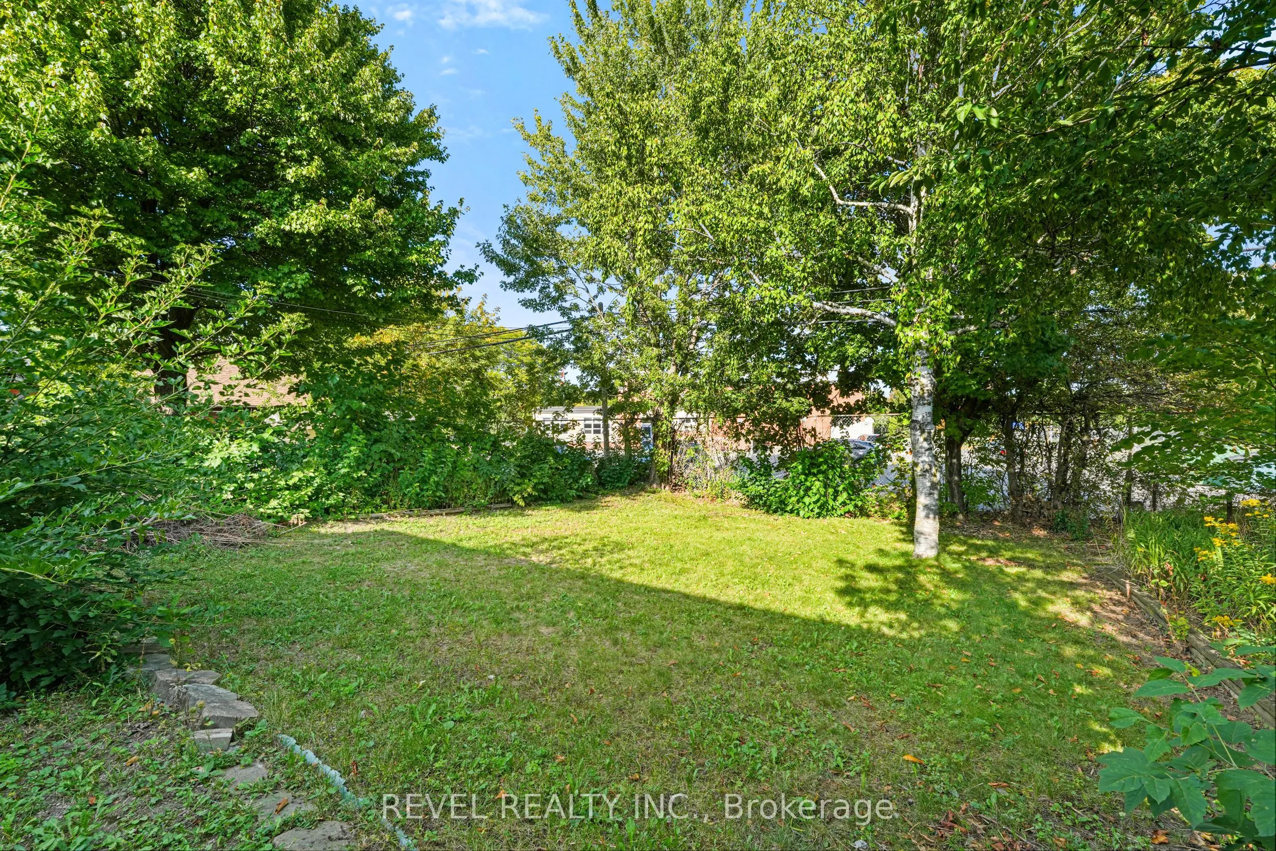 63 Crosland Drive