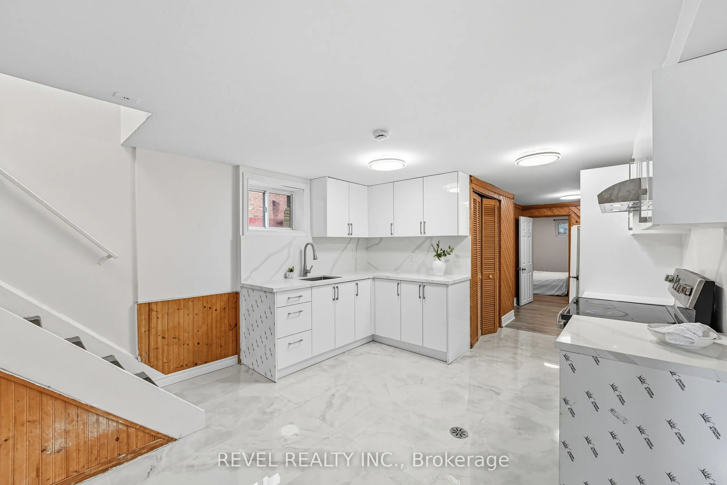 63 Crosland Drive