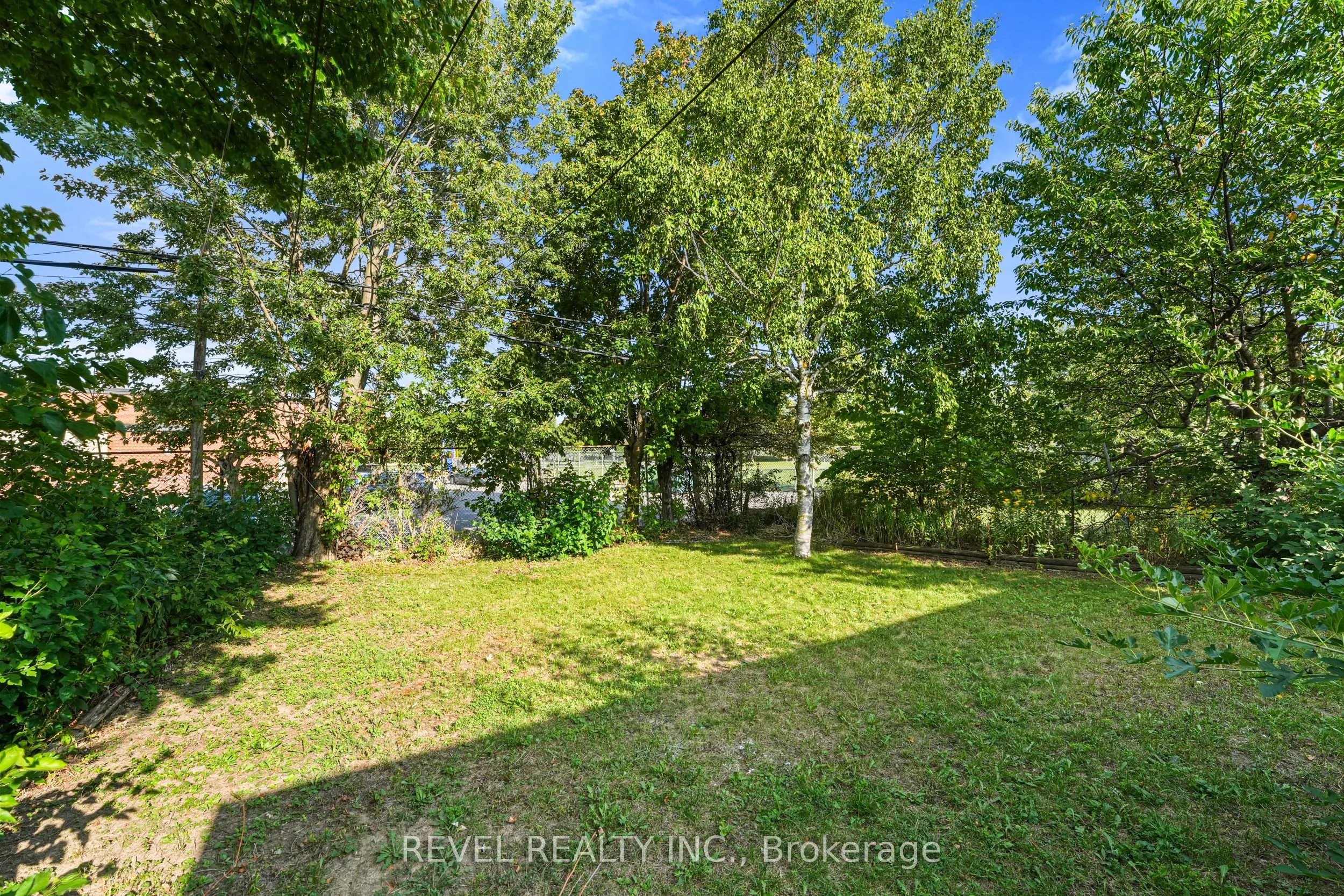 63 Crosland Drive