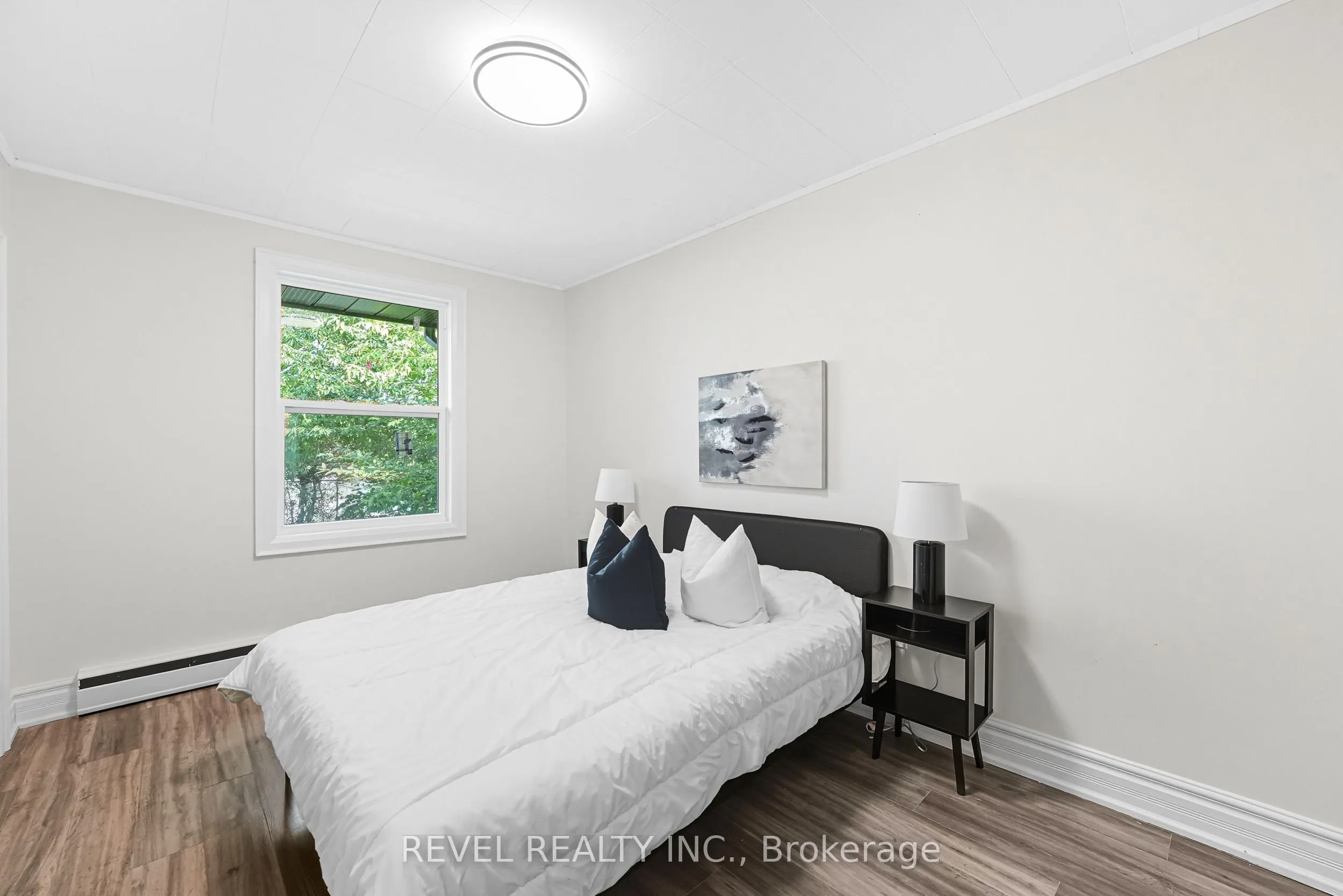 63 Crosland Drive