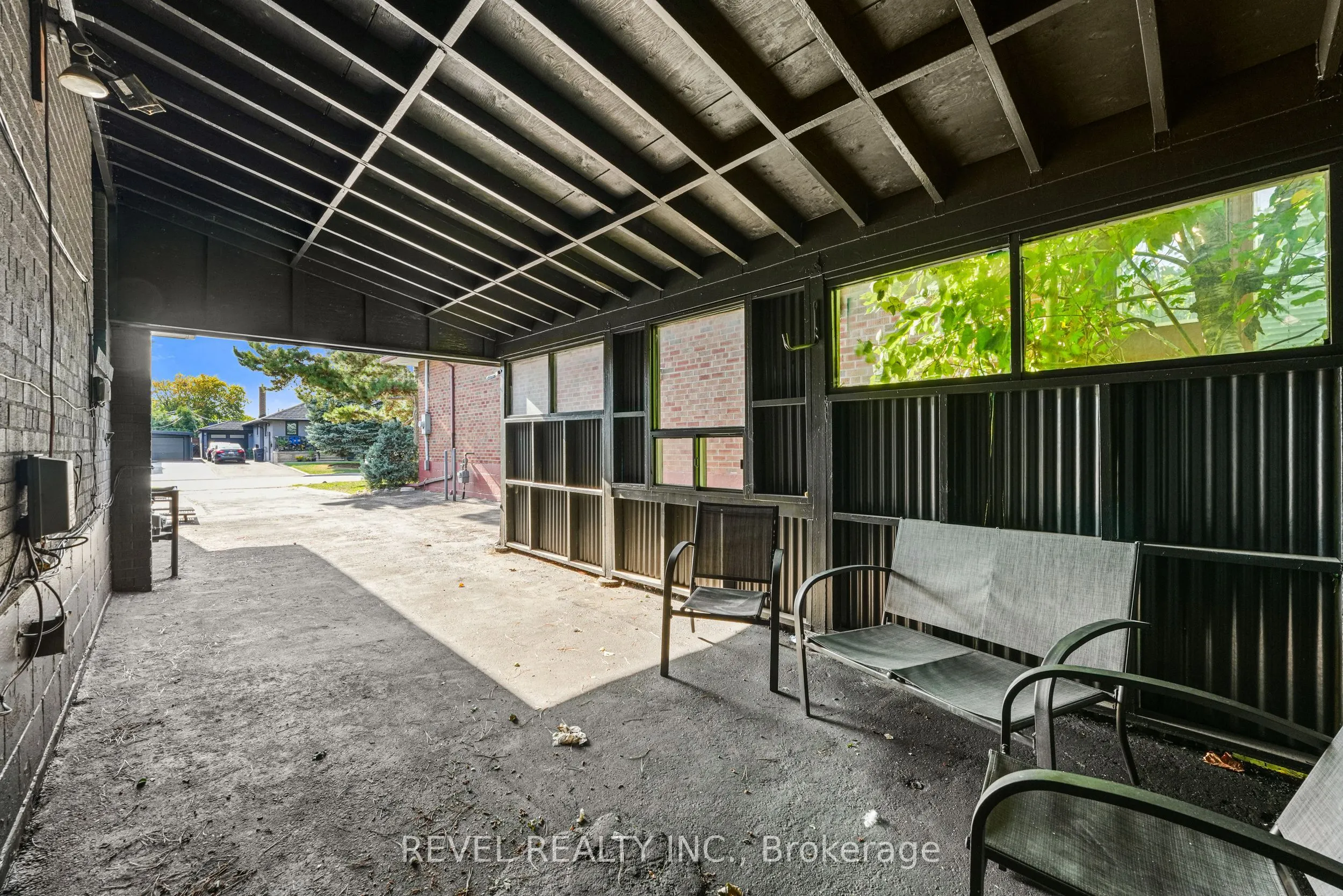 63 Crosland Drive