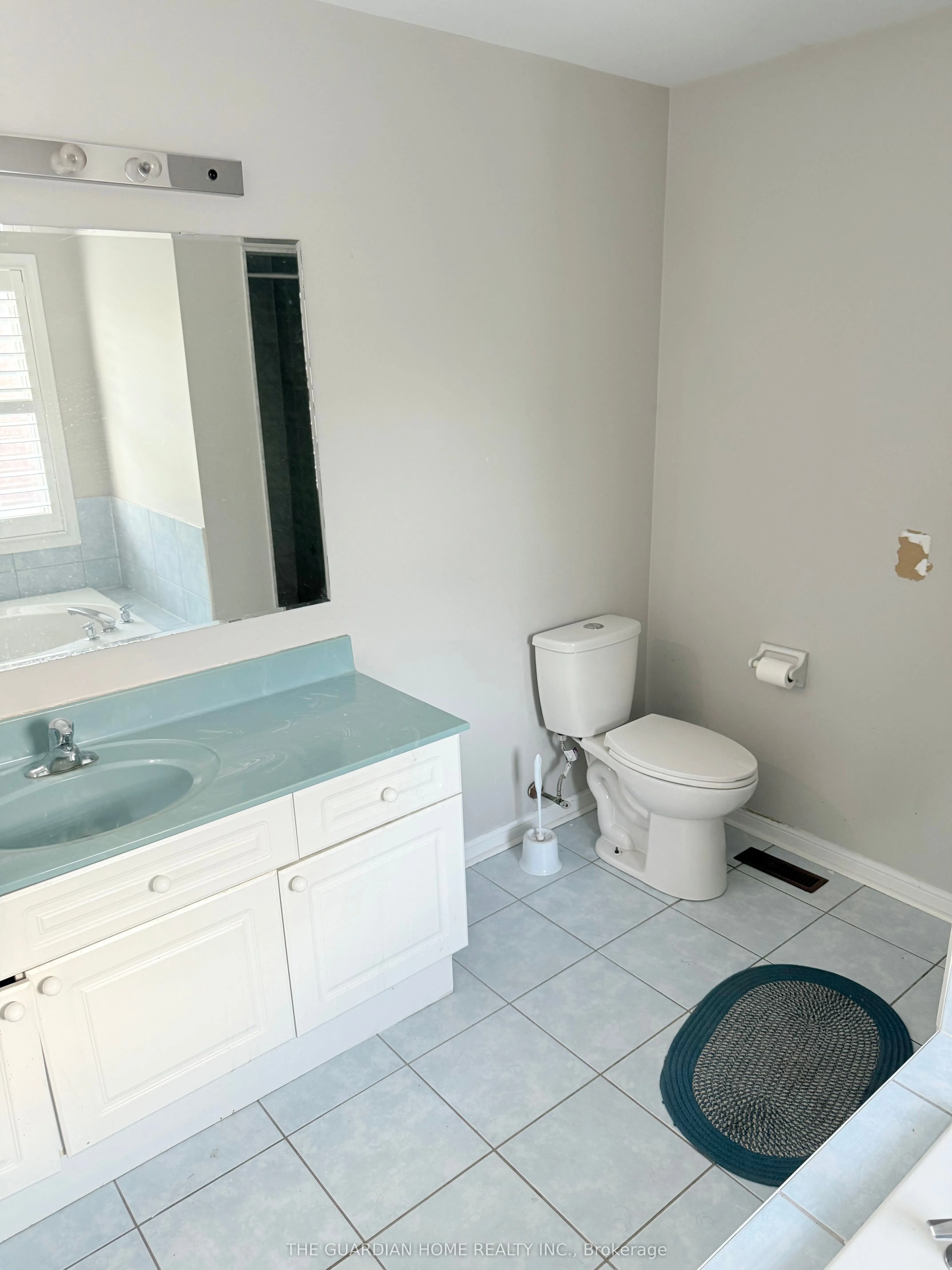 46 Bobolink Avenue, #Main Floor