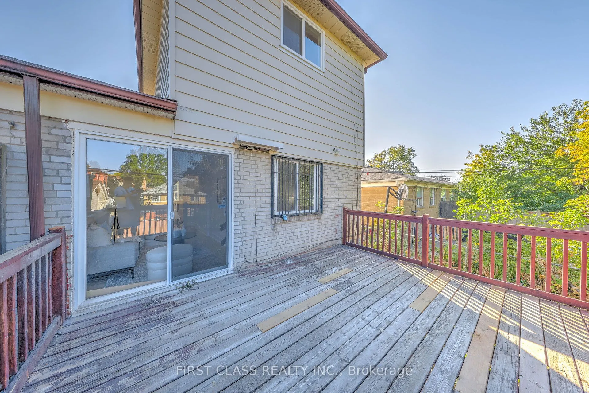 214 Linden Avenue